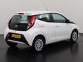 Toyota Aygo 1.0 VVT-i x-play | Camera | Carplay | Zondag Open! Blanco - thumbnail 4