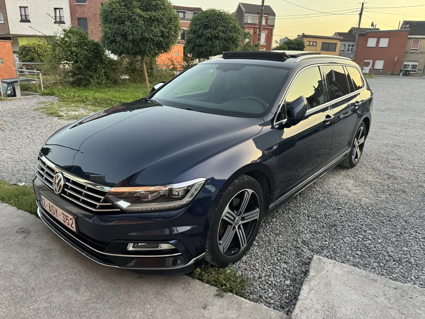 Volkswagen Passat 2.0 R-Line automatique - 1