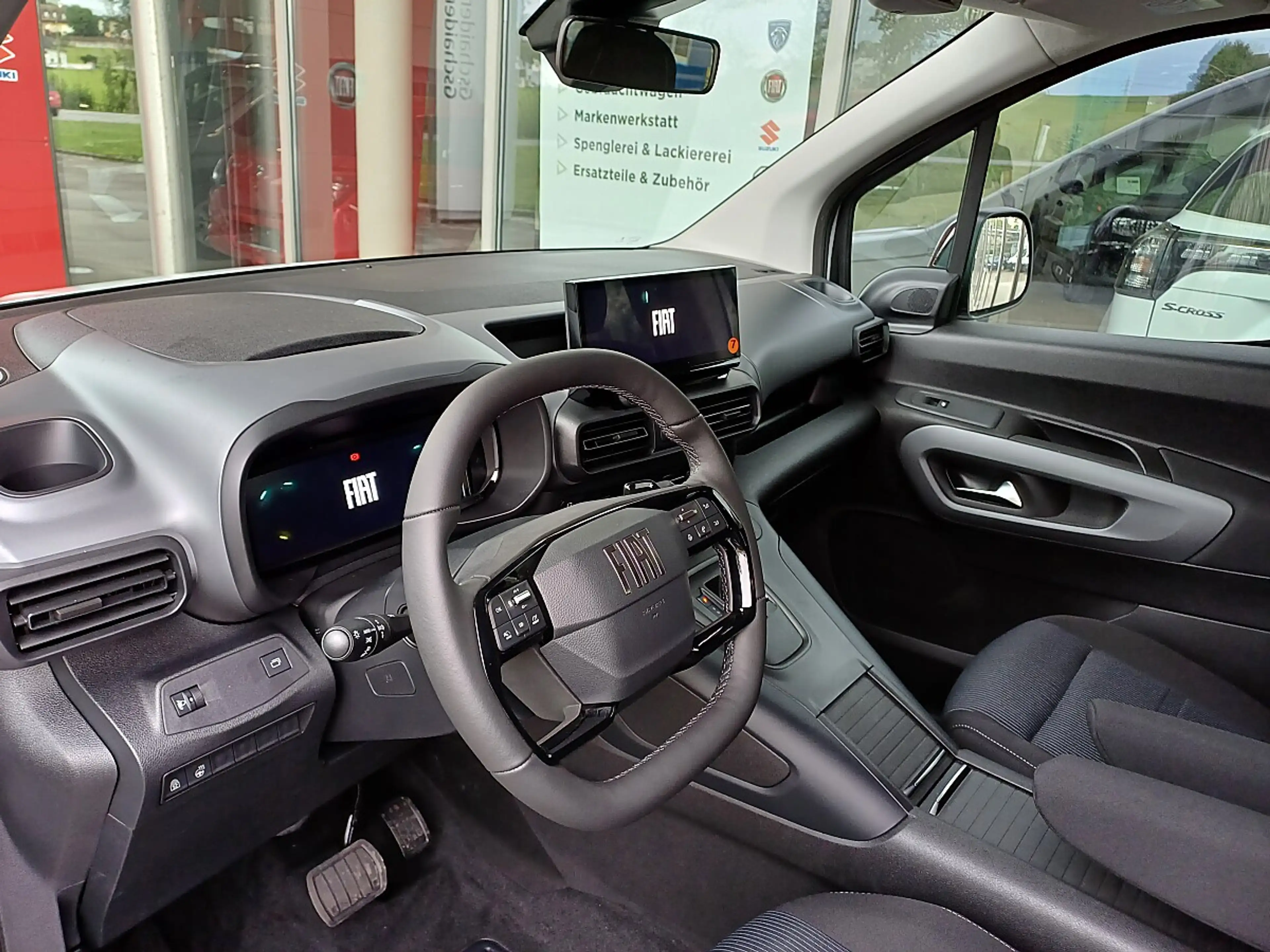 Fiat Qubo 1.5 Diesel 130 L1 La Prima Aut. — photo 12