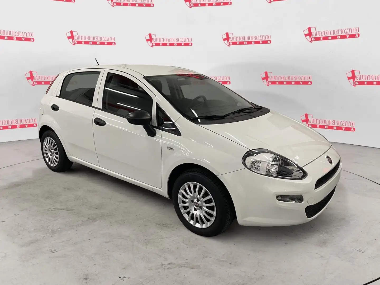 Fiat Punto 1.2 8V 5 porte Street Bianco - 2