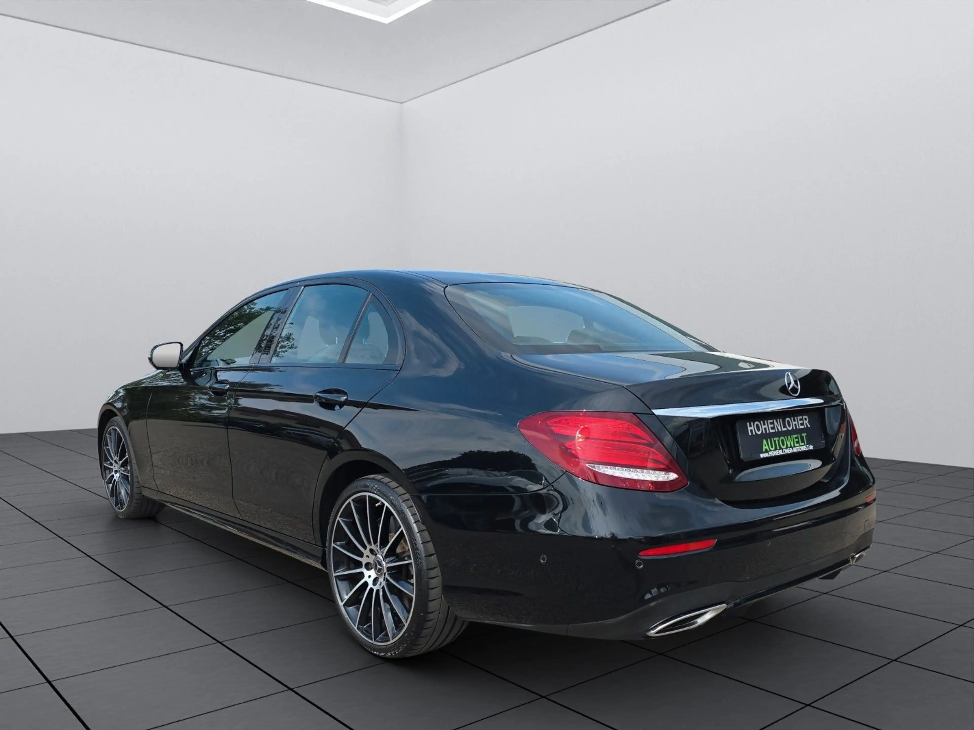 Mercedes-Benz E 450 4Matic 9G-TRONIC AMG Line *TWA *LED High — photo 5