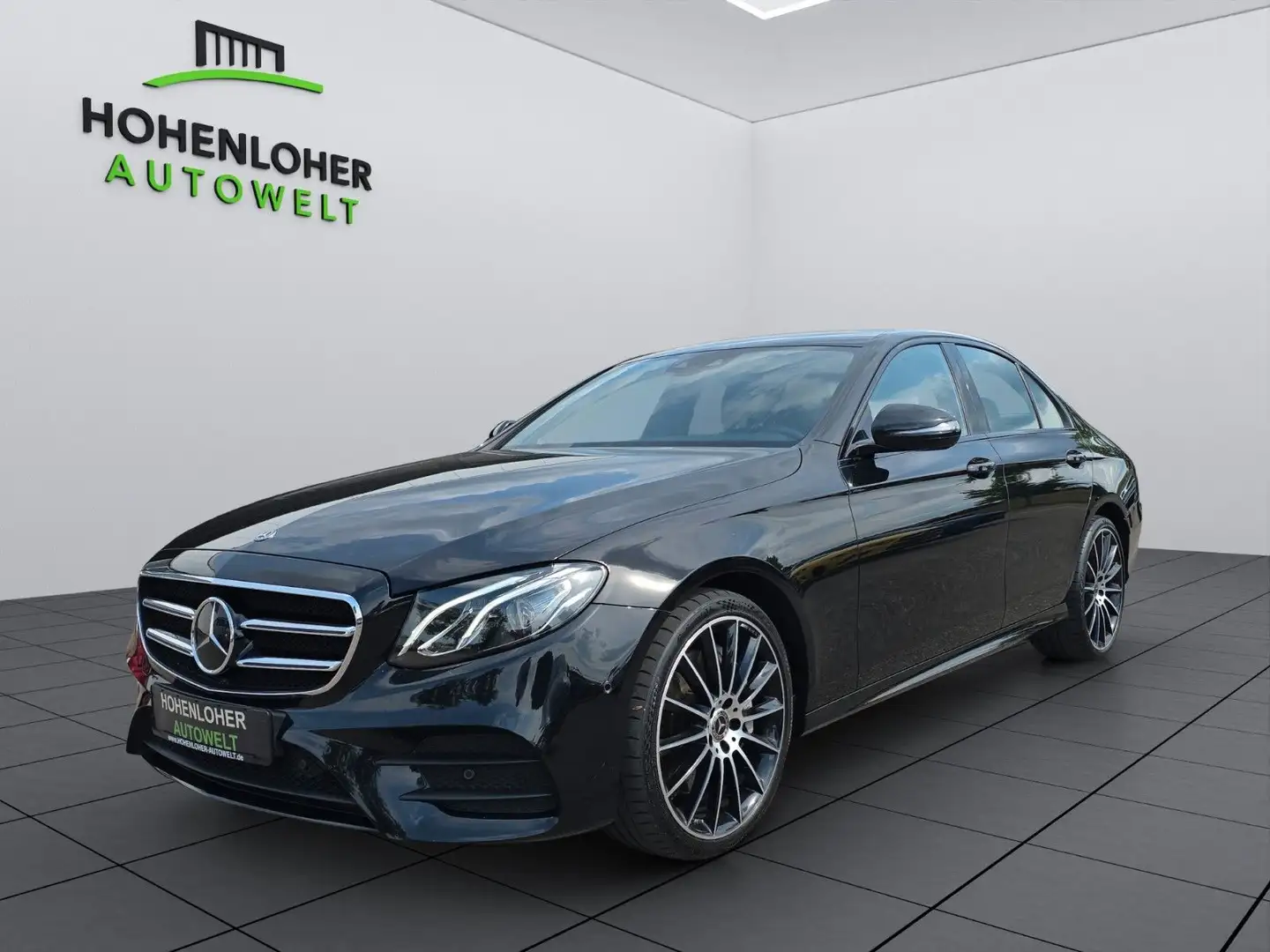 Mercedes-Benz E 450 4Matic 9G-TRONIC AMG Line *TWA *LED High Schwarz - 1