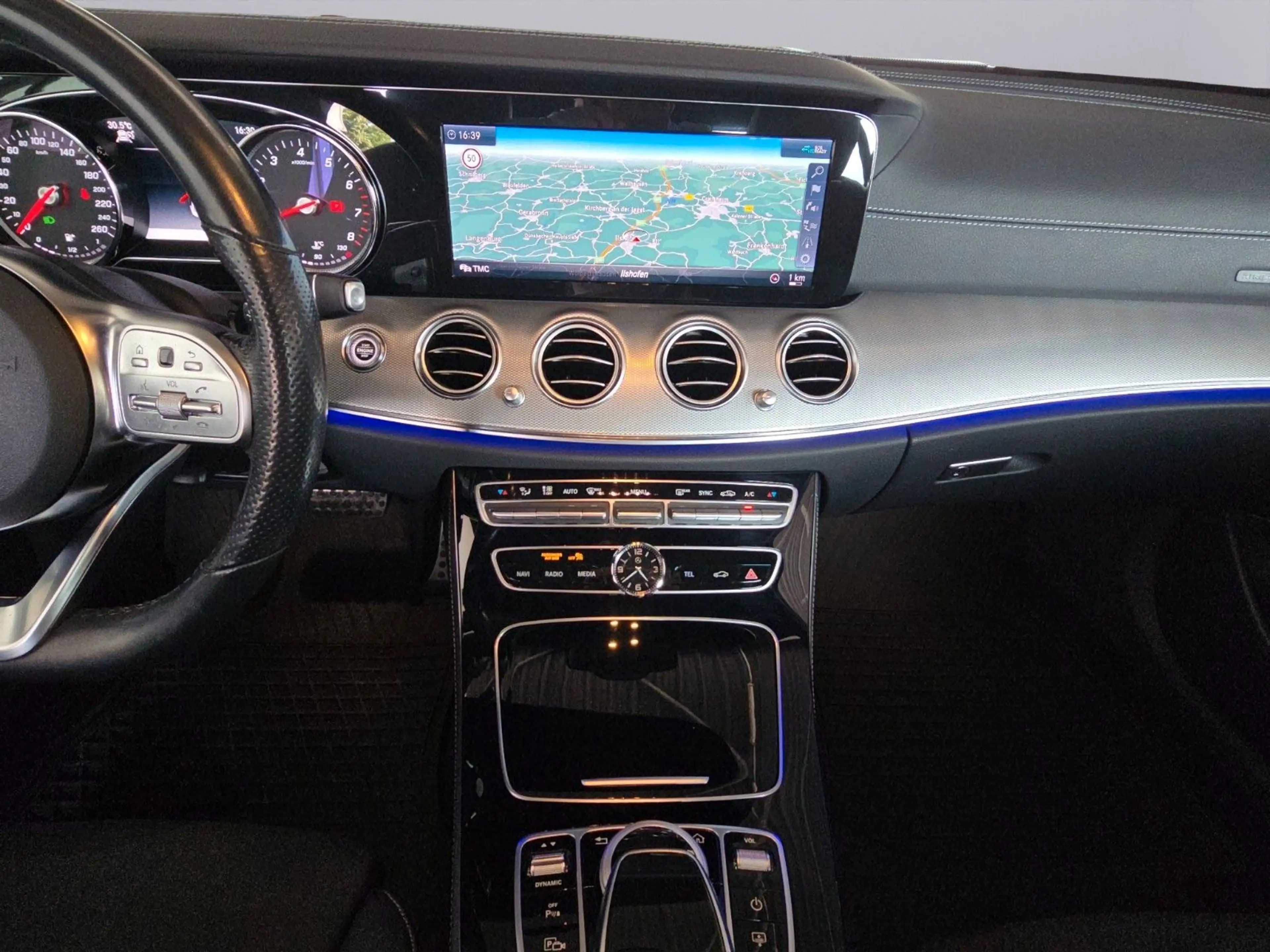 Mercedes-Benz E 450 4Matic 9G-TRONIC AMG Line *TWA *LED High — photo 13