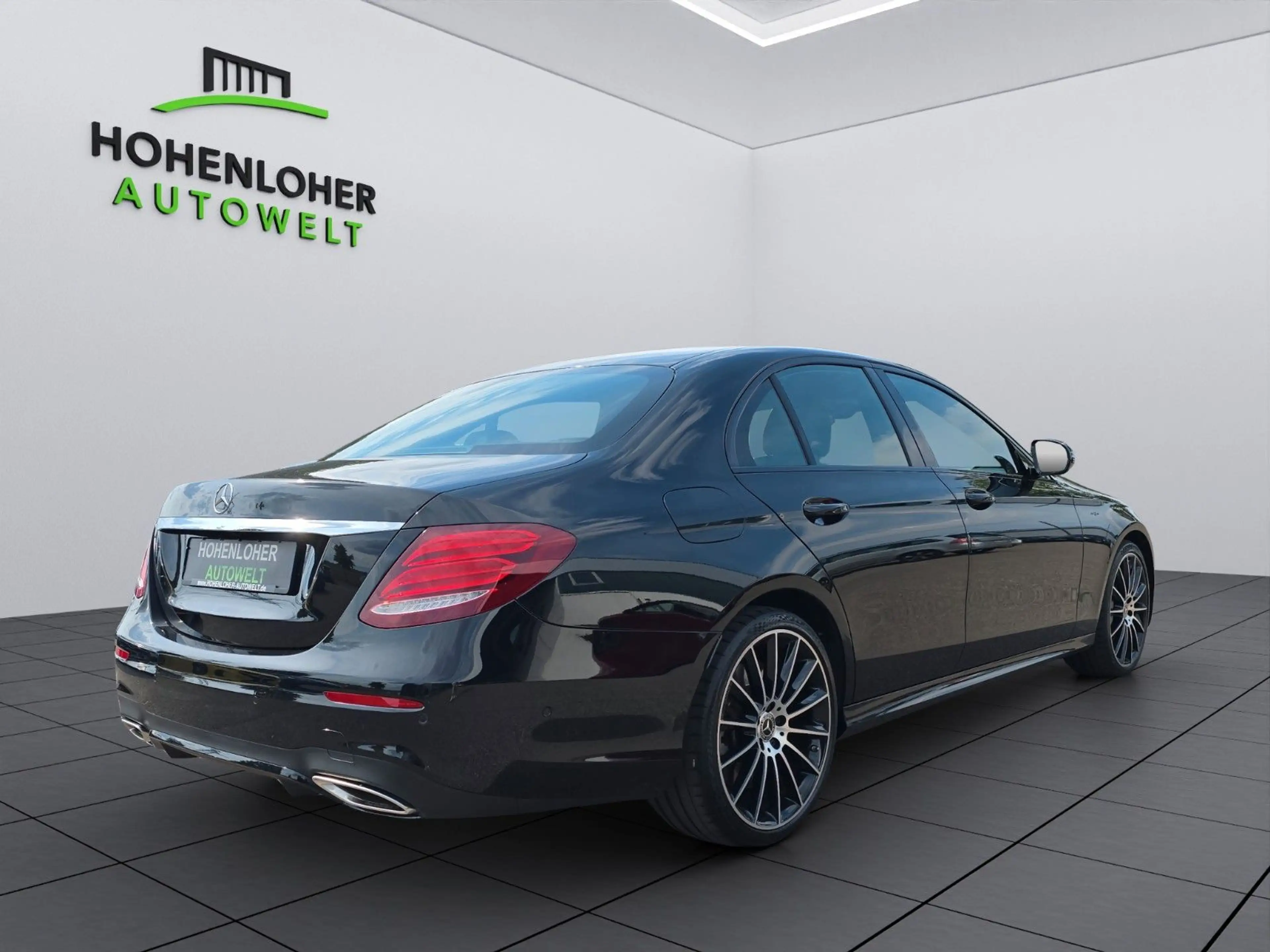 Mercedes-Benz E 450 4Matic 9G-TRONIC AMG Line *TWA *LED High — photo 7