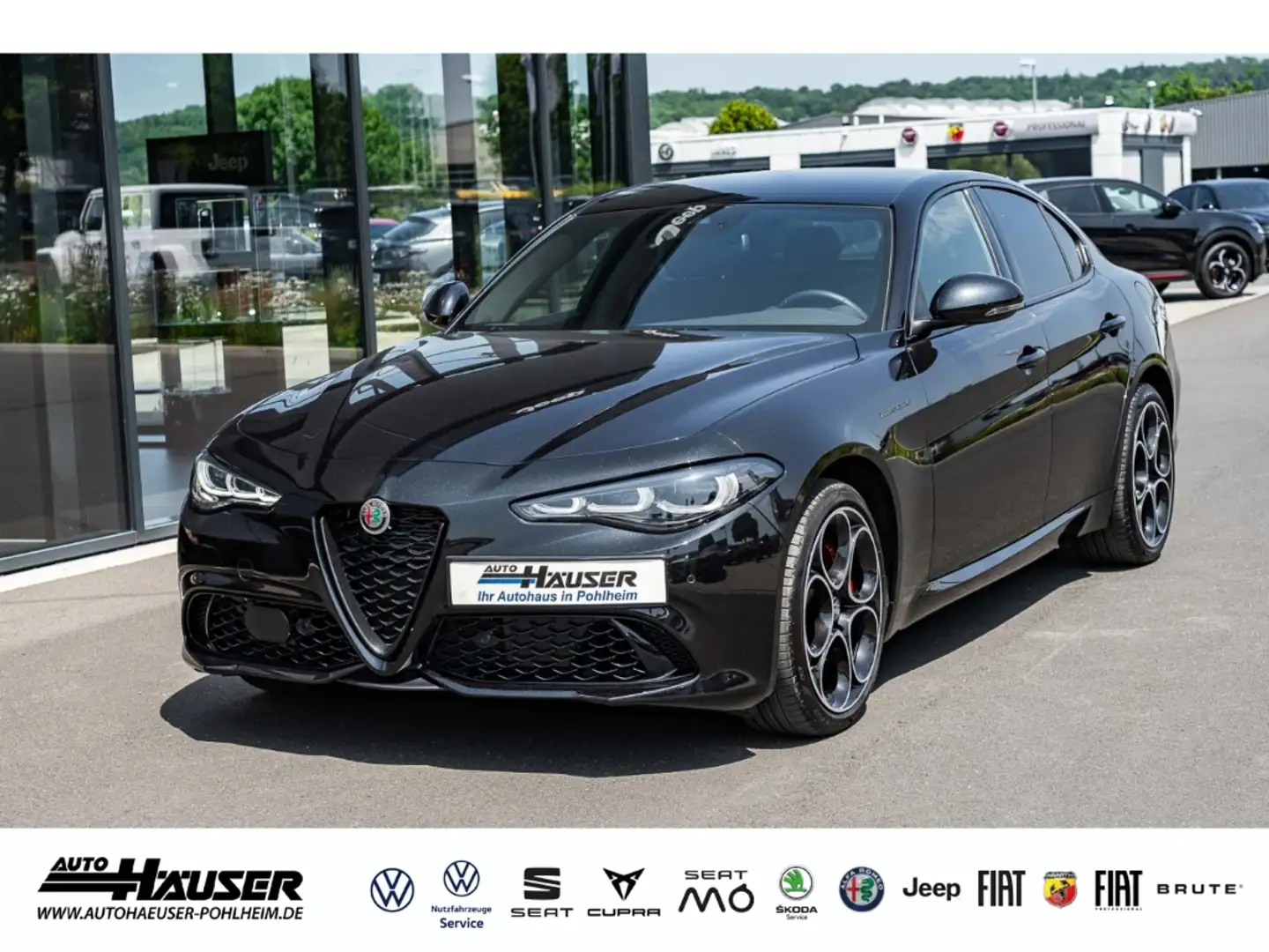 Alfa Romeo Giulia Competizione 2.0 Turbo Q4 HARMAN-KARDON EL. SITZE crna - 1