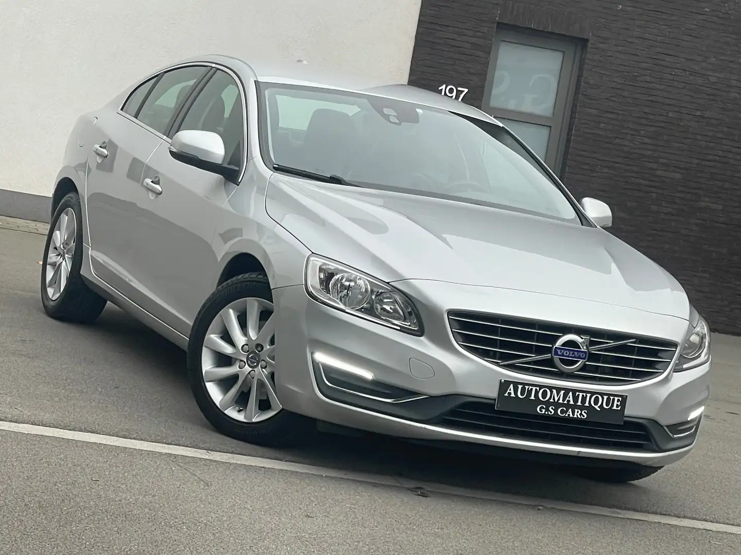 Volvo S60 S60 2.0 D2 //BOITE AUTO// CUIR ,CLIM,GPS-GAR. 1AN Gris - 2