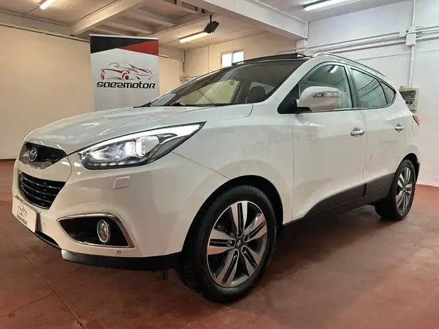 Hyundai iX35 2.0CRDI Style Sky Nav 4x4 184