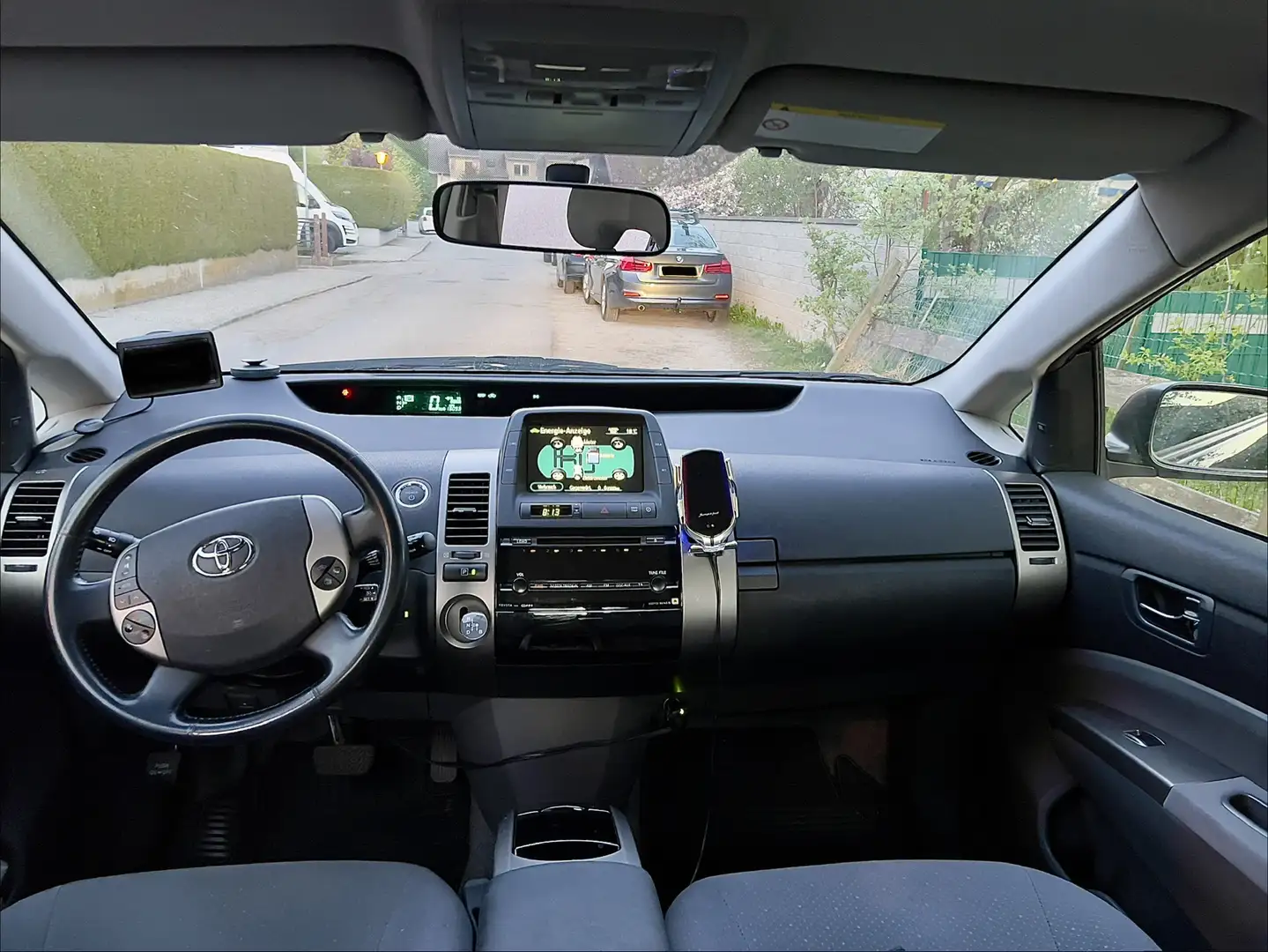 Toyota Prius 1,5 VVT-i Hybrid - 2