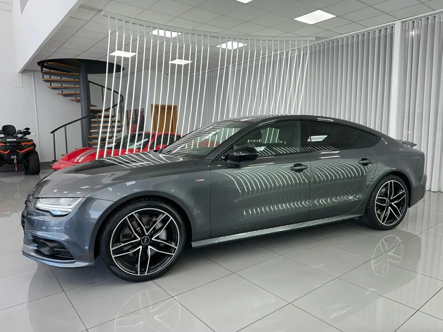 Audi A7 Sportback 3.0TDI S line quattro ed. S-T Grijs - 2
