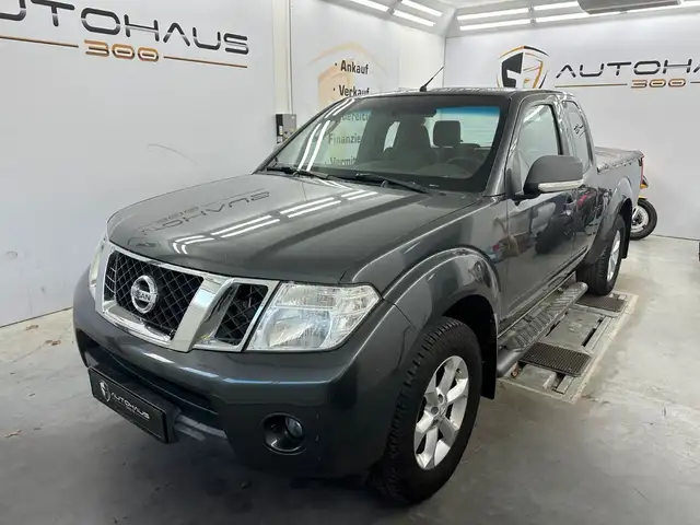 Nissan Navara Pickup King Cab SE 4X4 SHZ MFL TEMPO KLIM