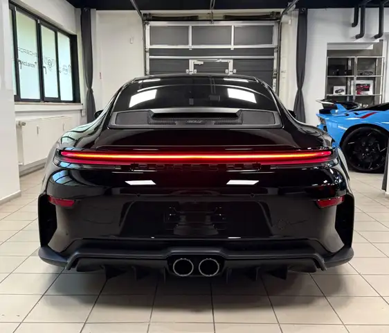 Porsche 992 view 6