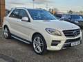 Mercedes-Benz ML 350 CDI BlueTec AMG LINE LEDER* STANDHEIZUNG* PANORAMA Weiß - thumbnail 3