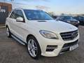 Mercedes-Benz ML 350 CDI BlueTec AMG LINE LEDER* STANDHEIZUNG* PANORAMA Weiß - thumbnail 4