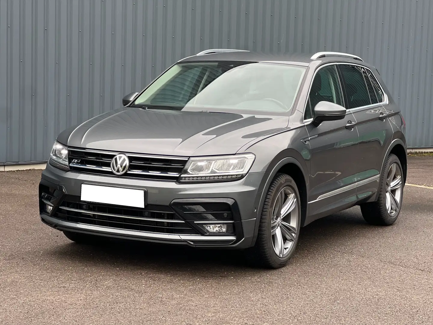 Volkswagen Tiguan Tiguan 2.0 TDI 150 DSG7 4Motion Carat R-LINE - 2