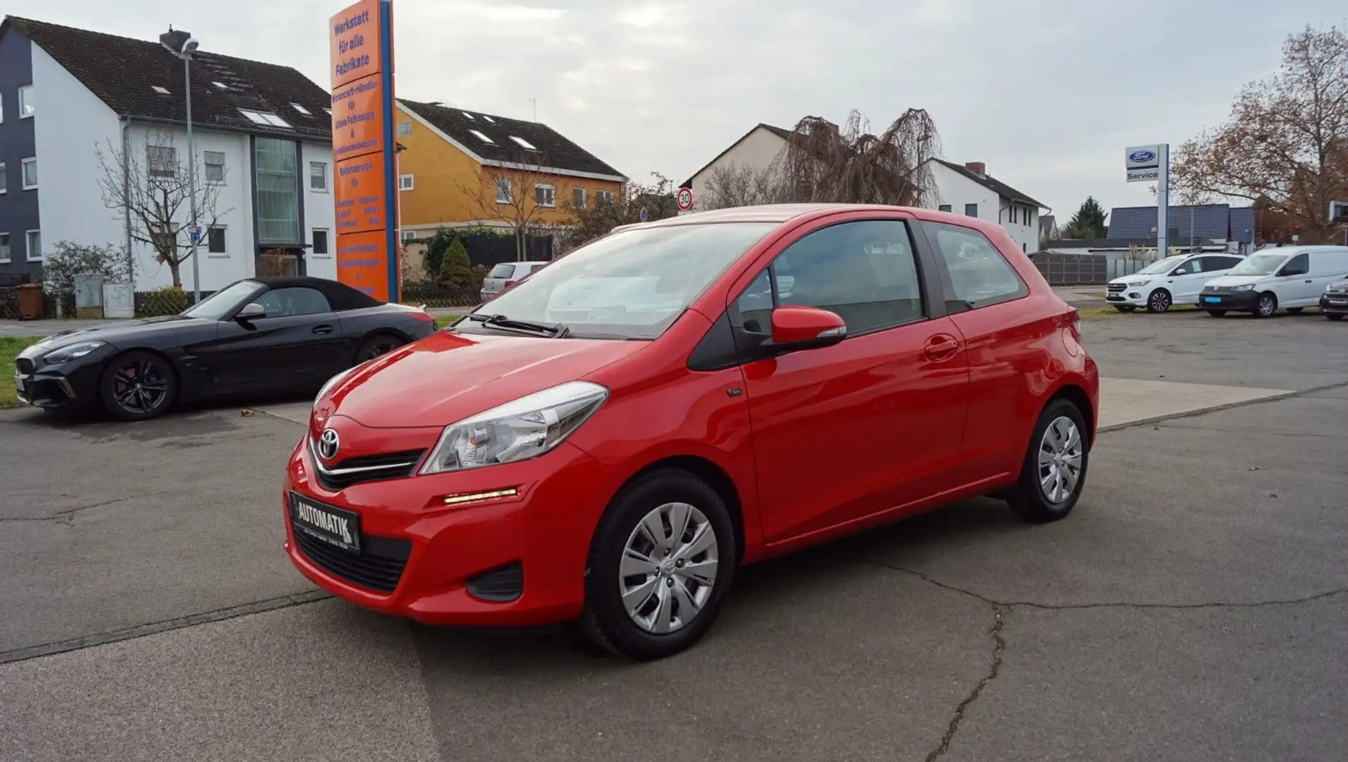 Toyota Yaris 1.33 VVTi Autom. "Life" 1.Hand+Klim+Kamera Rot - 1
