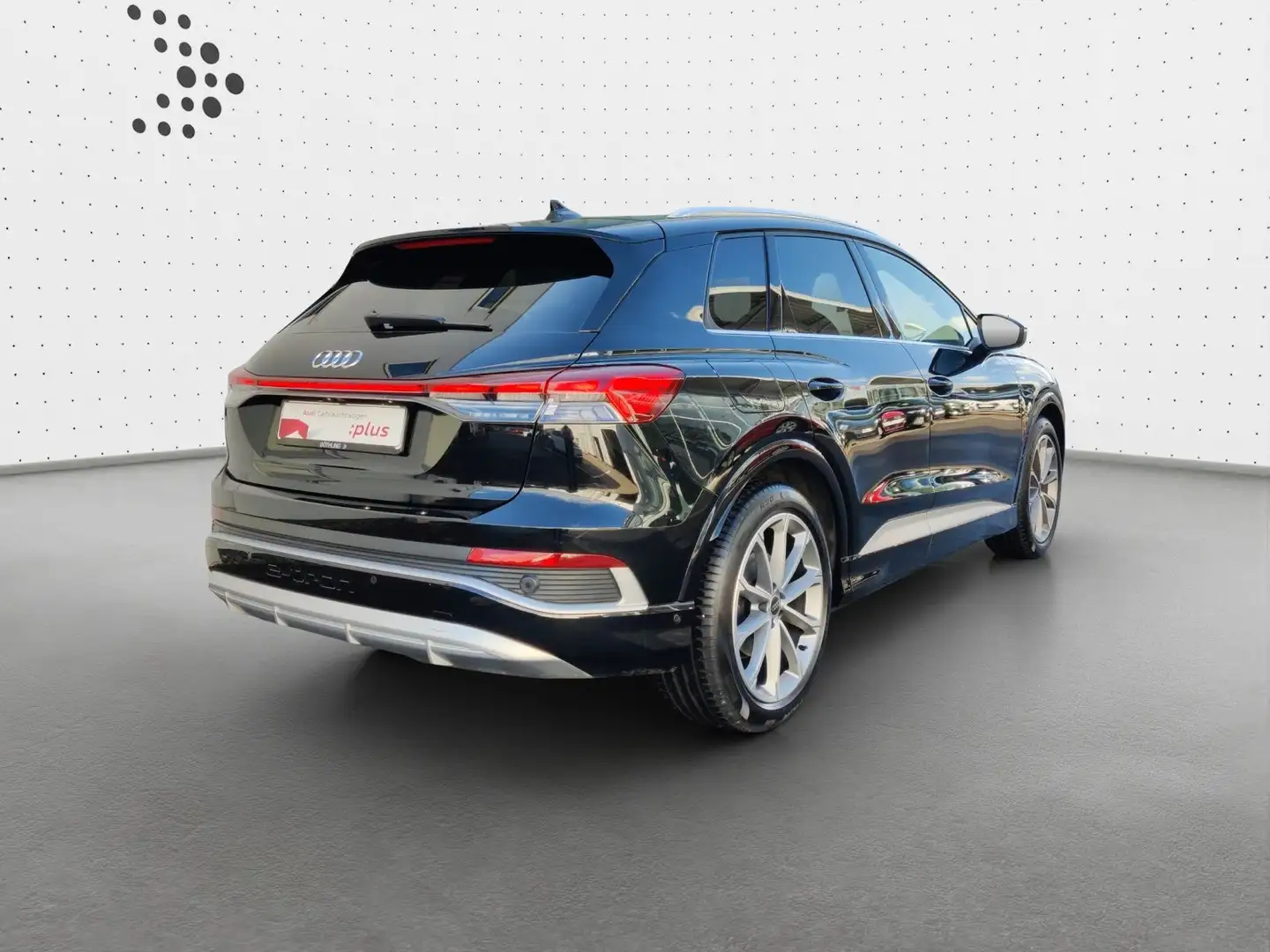 Audi Q4 e-tron 35 S line*Sonos*Pano*Matrix*Virtual*Na Schwarz - 2