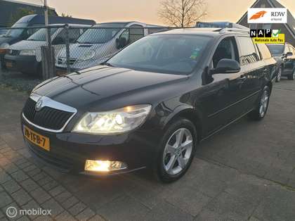 Skoda Octavia Combi 1.6 TDI Greentech Elegance Business Line