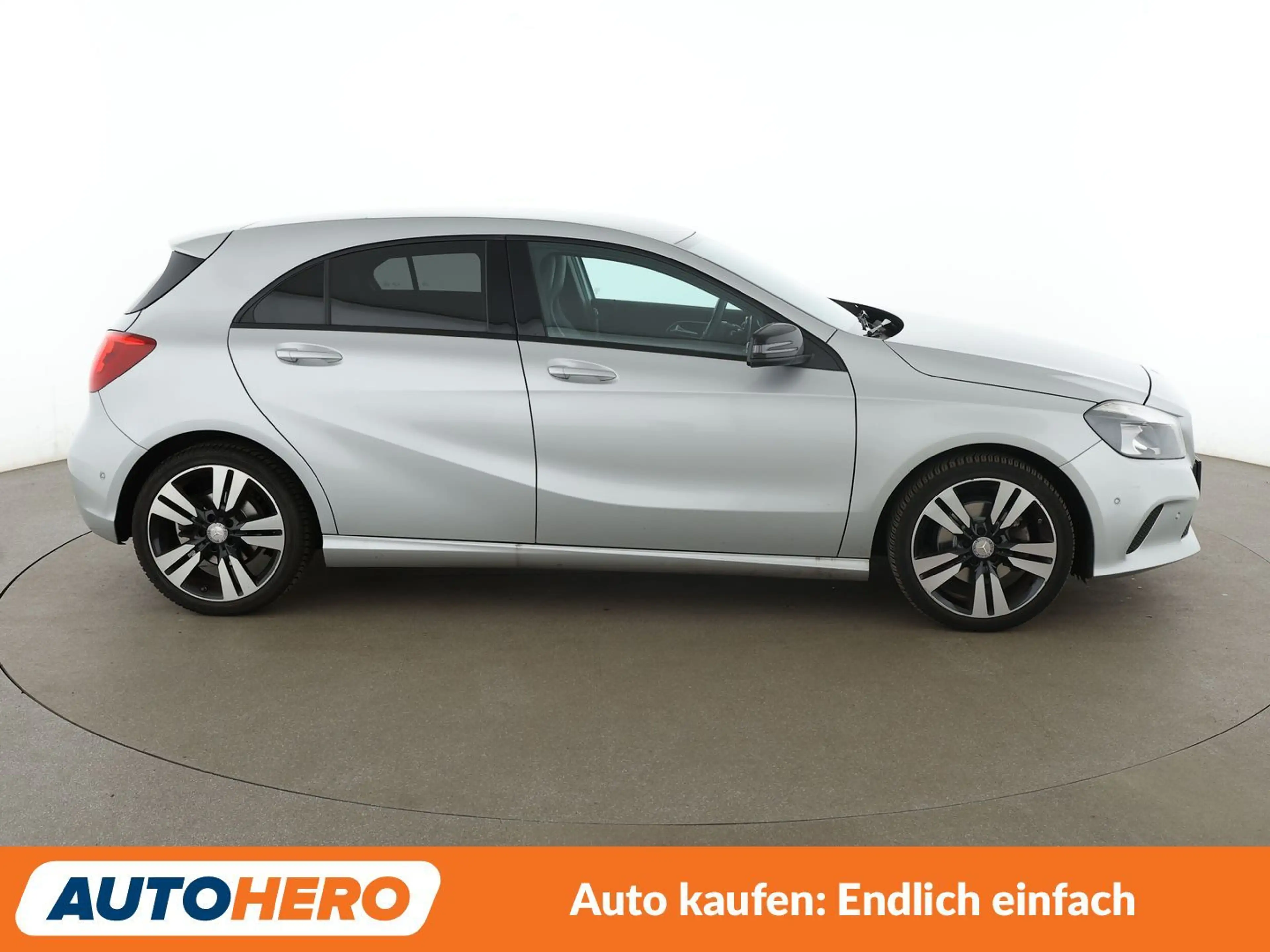 Mercedes-Benz A 180 A 180 BlueEfficiency Style Aut.*NAVI*TEMPO*CAM*PDC — photo 7