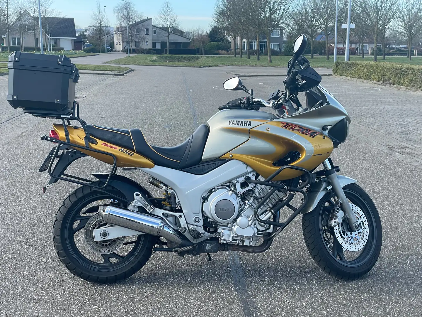 Yamaha TDM 850 4tx Argintiu - 1