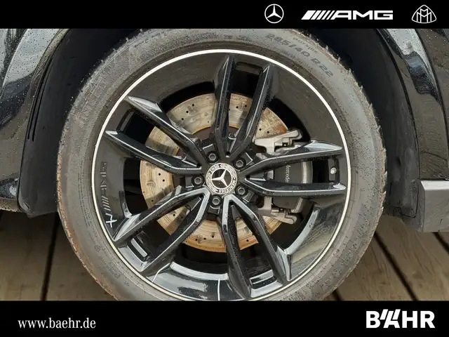 Mercedes-Benz 450 view 6