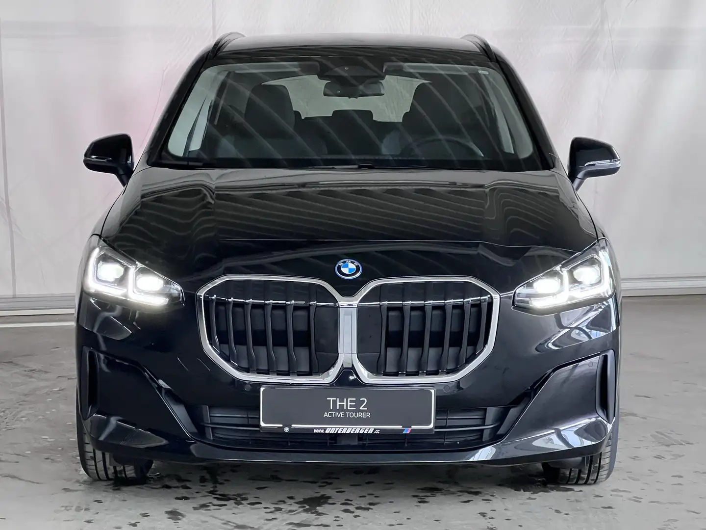 BMW 225 e xDrive AHK Nero - 2