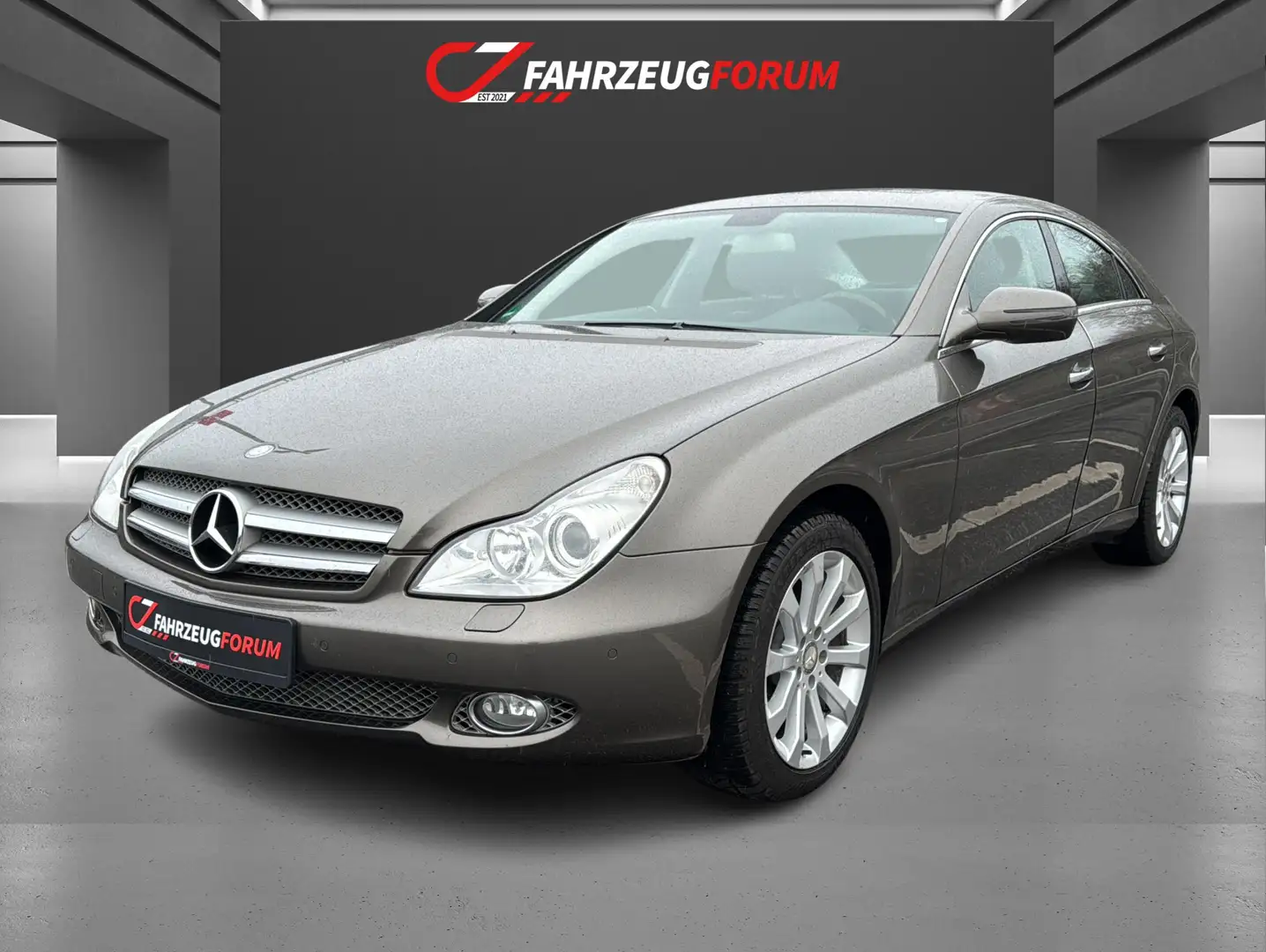 Mercedes-Benz CLS 500 *Harman-Kardon *Schiebedach top Zustand Grau - 1