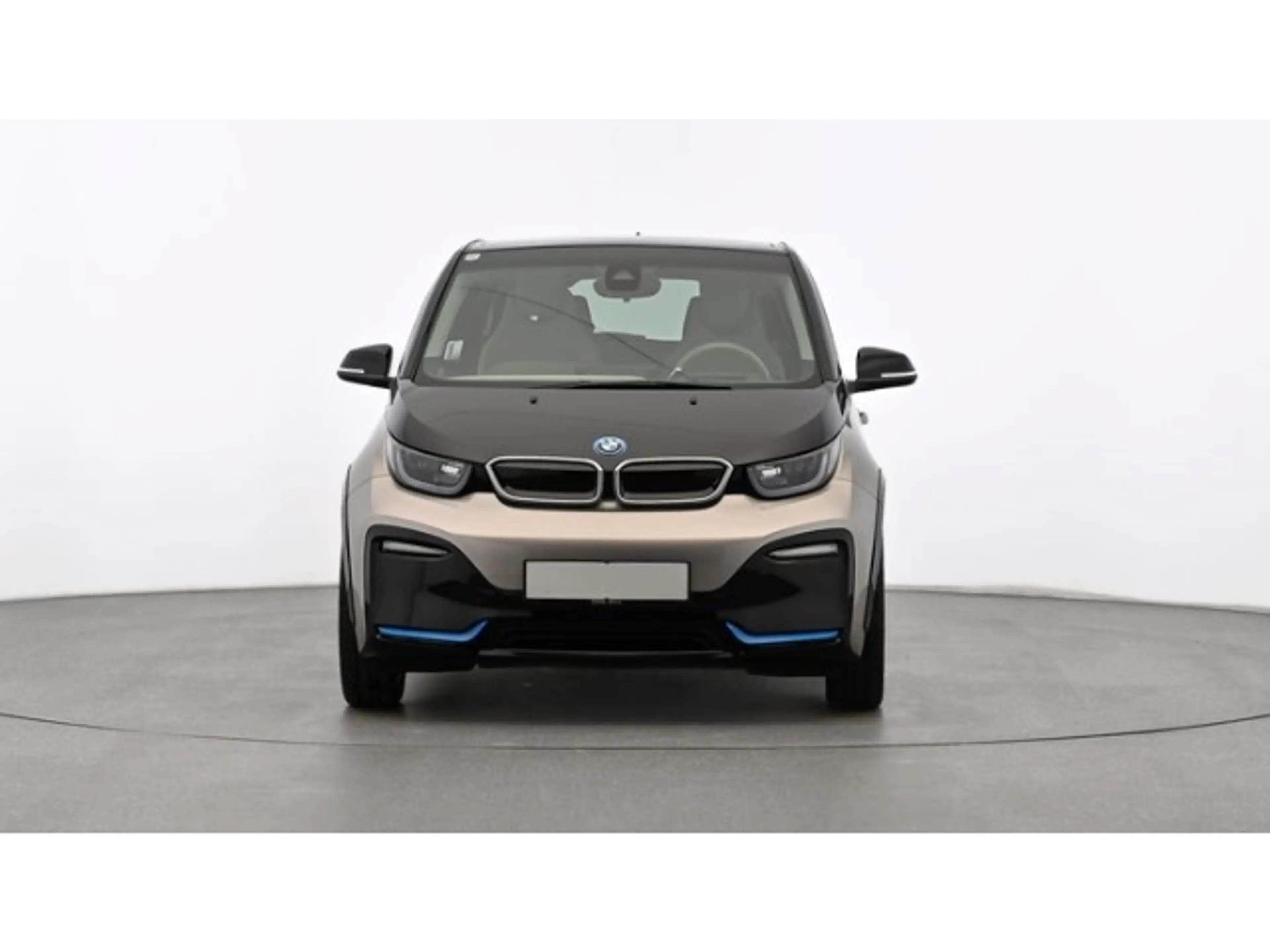 BMW i3 S 120Ah +TEILLEDER+PANO+ACC+NAVI-PRO+DAB+SHZ+ — photo 2