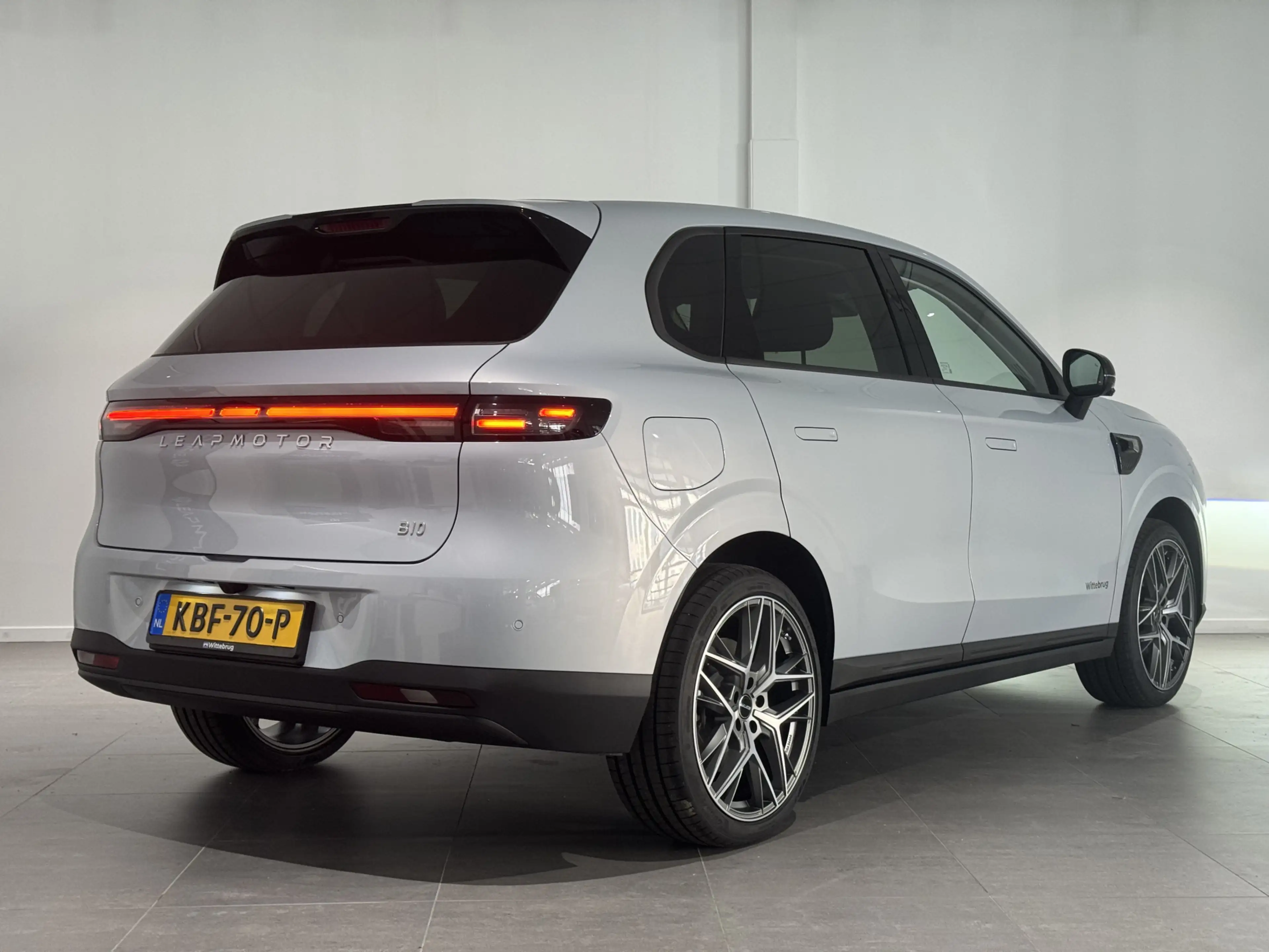 Leapmotor B10 Design ProMax 67.1 kWh Grote accupakket met actier — photo 13