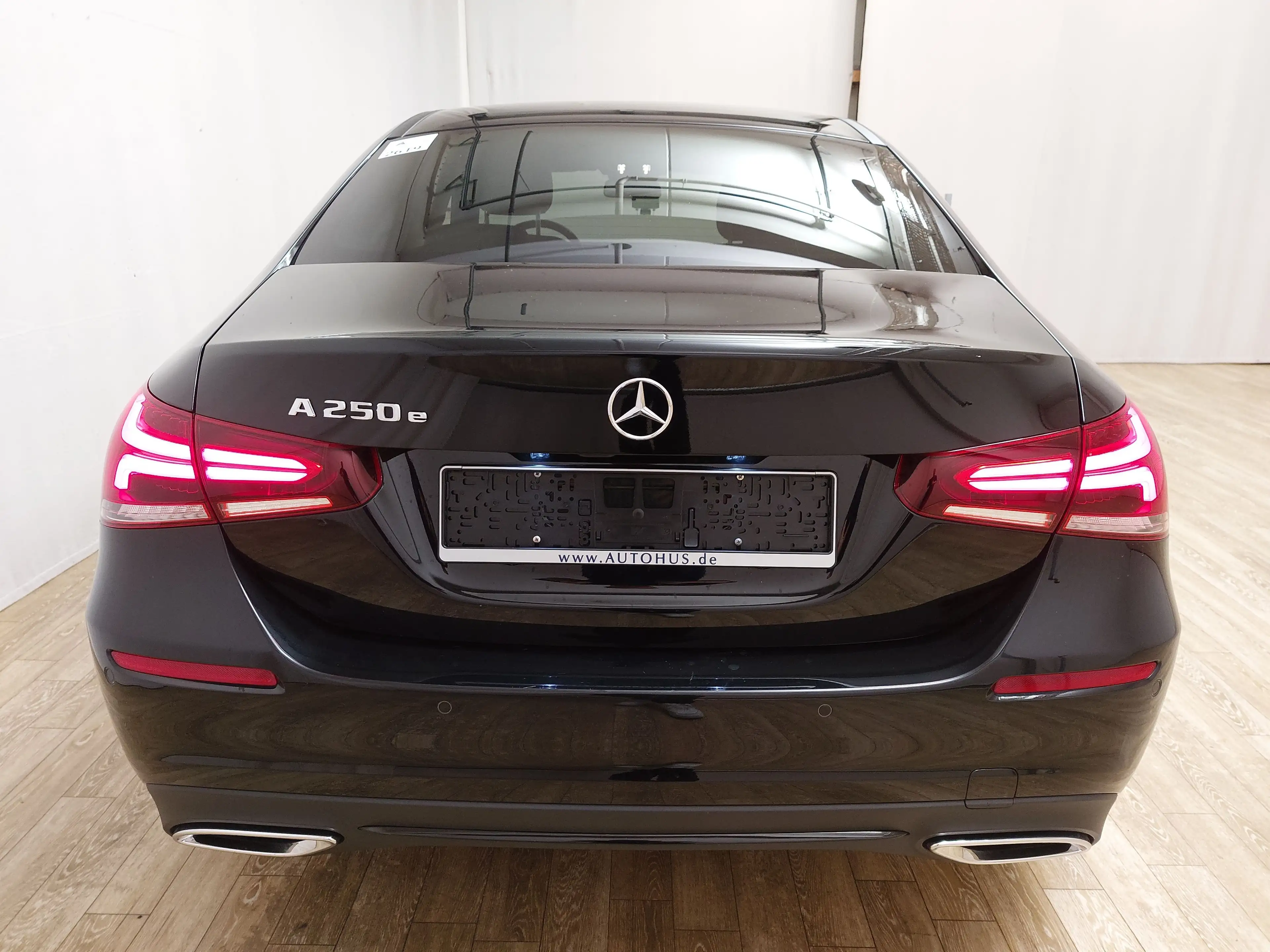 Mercedes-Benz A 250 e Progressive T-Leder Navi Shz RFK LED — photo 14