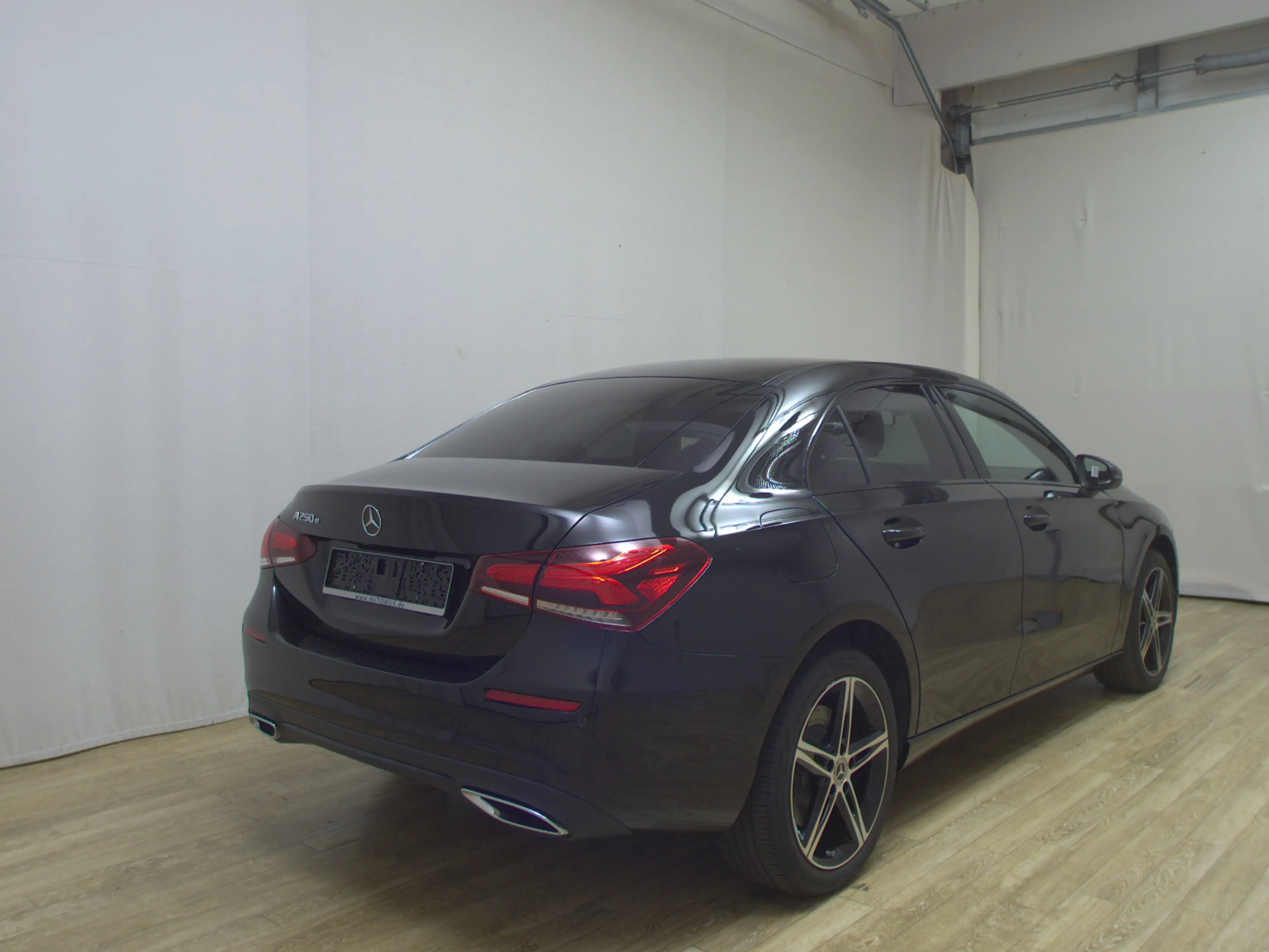 Mercedes-Benz A 250 e Progressive T-Leder Navi Shz RFK LED — photo 4