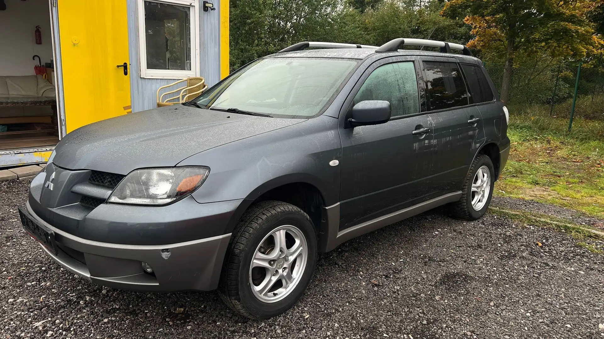 Mitsubishi Outlander 2.0 Sport Grau - 1