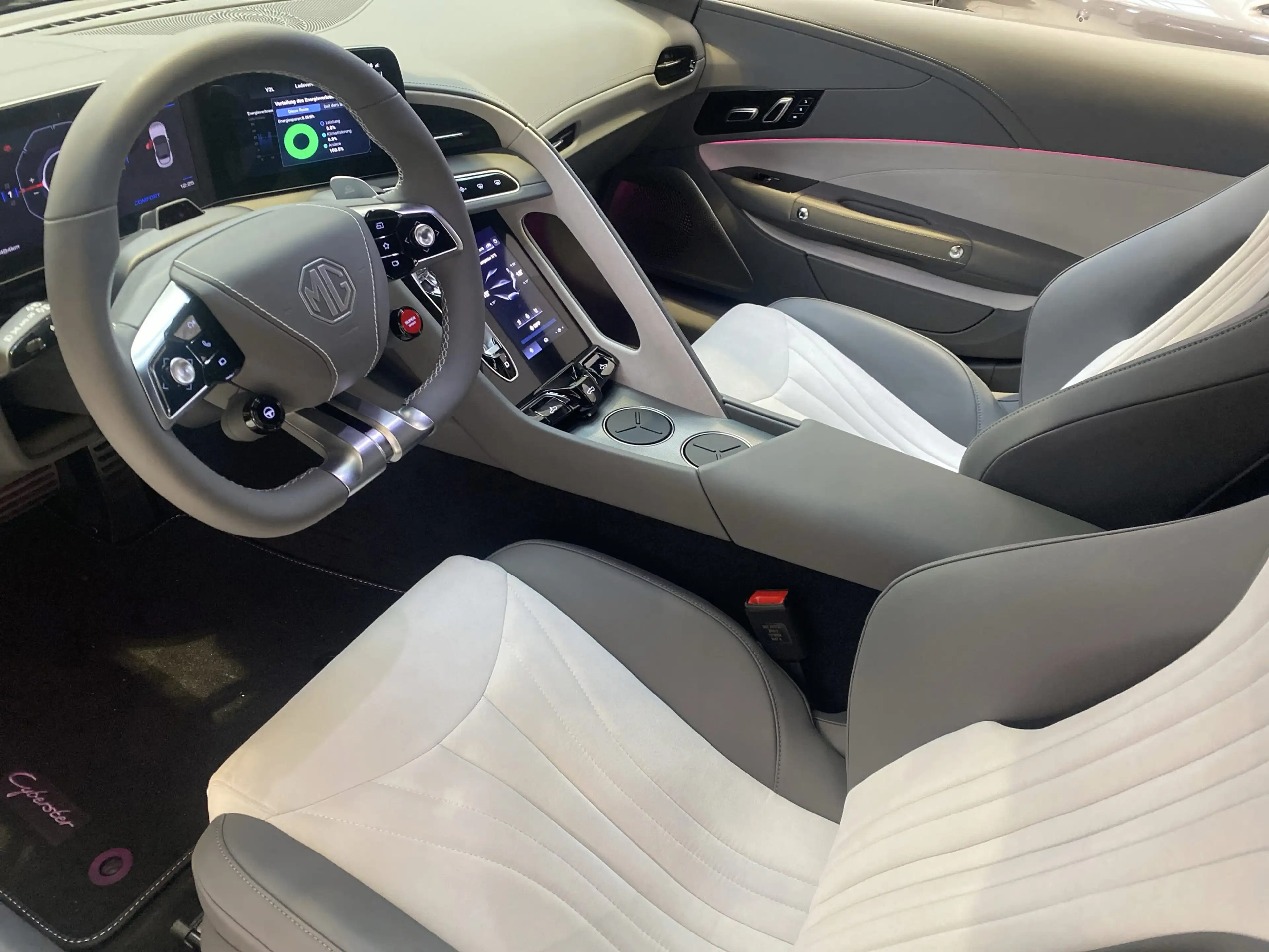 MG Cyberster RWD Roadster Pure Performance Roadster — photo 7