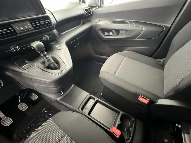 Opel Combo view 14