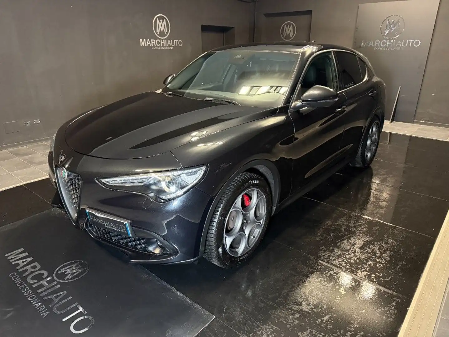 Alfa Romeo Stelvio 2.2 Turbodiesel 190 CV AT8 Q4 Sprint Nero - 1
