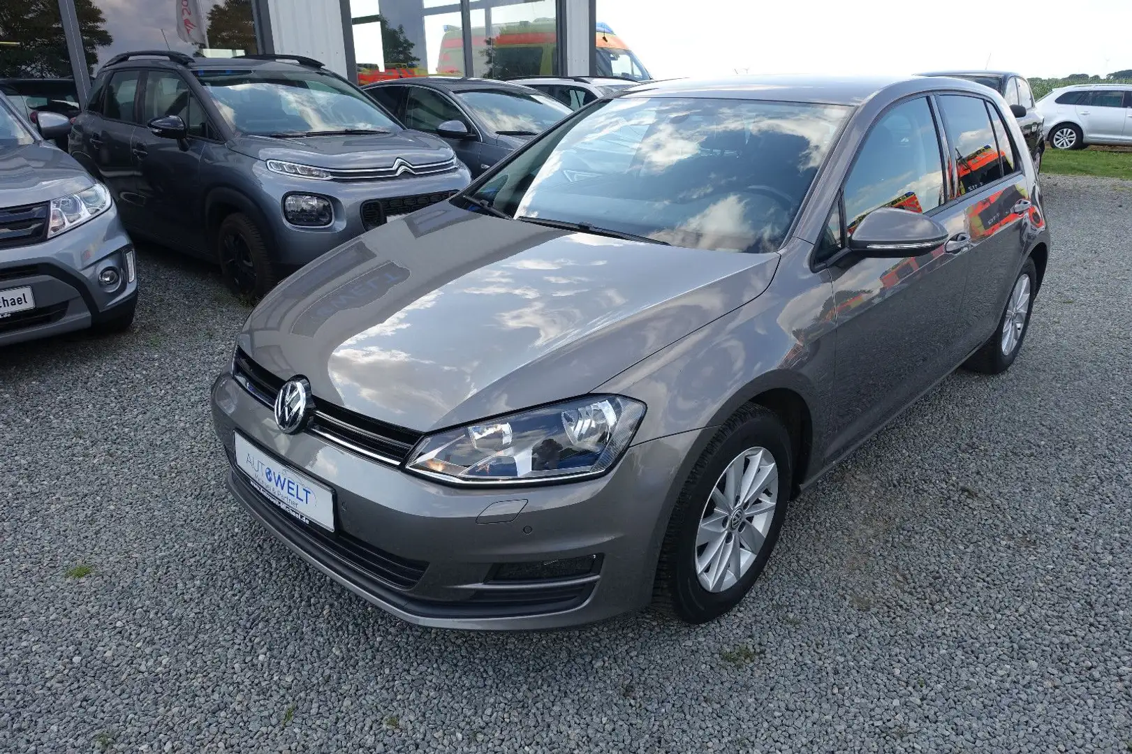 Volkswagen Golf 1.4 TSI DSG KLIMAAUT SITZH PDC GJR TÜV NEU Grau - 2