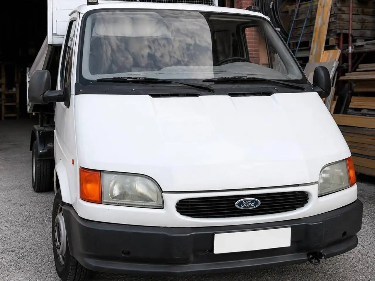 Ford Transit, foto 1