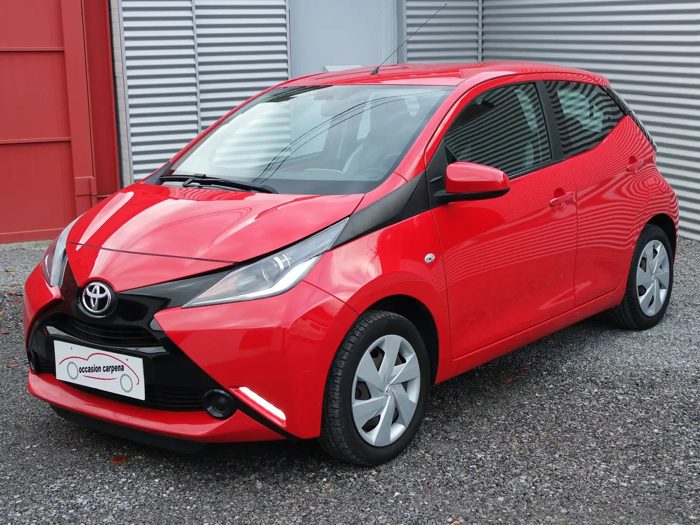 Toyota Aygo 1.0i VVT-i x-play ** VENDU**SOLD**VENDU Rouge - 2