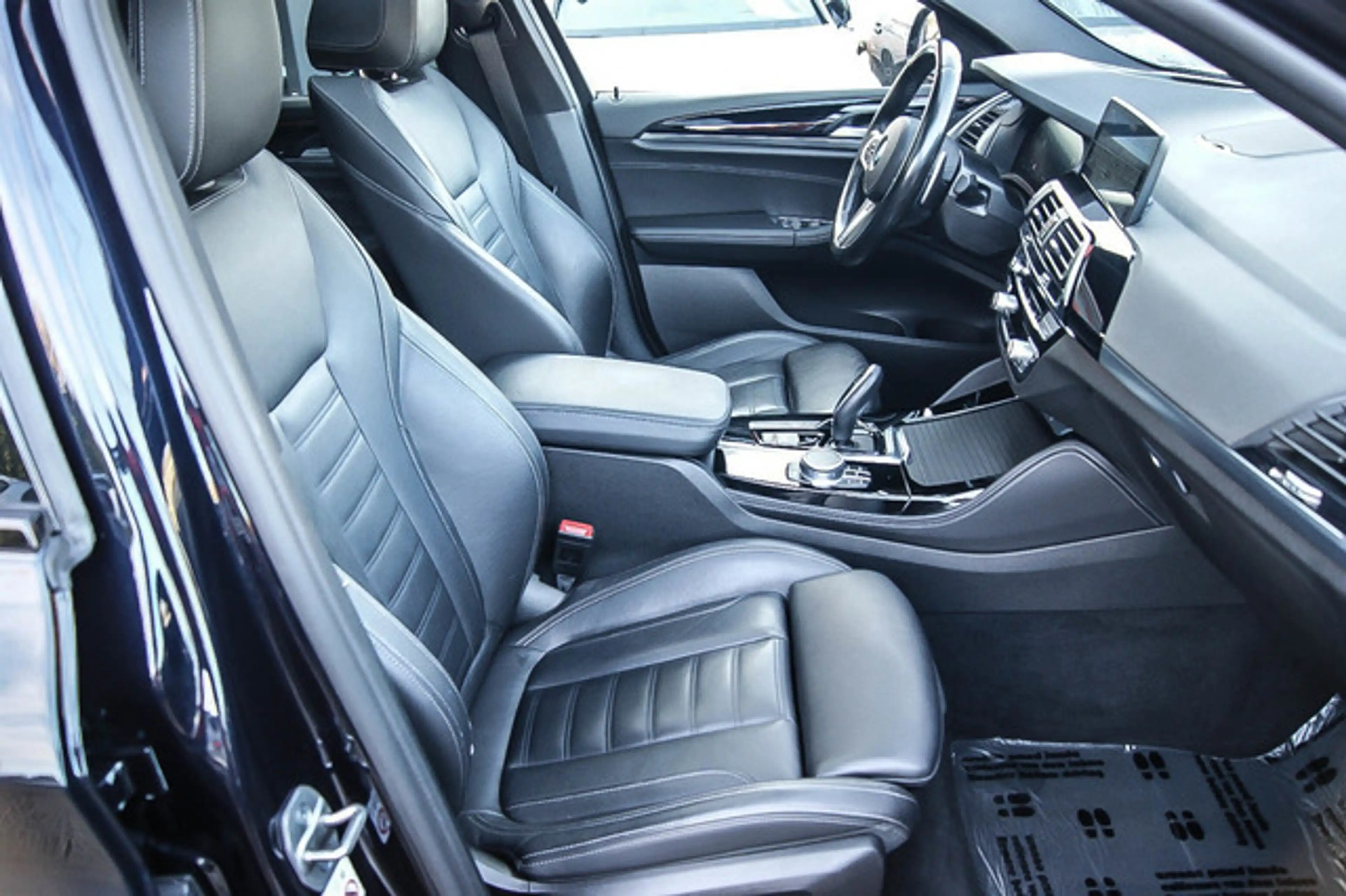 BMW X4 xDrive 20 d M Sport X HUD ANHZV STHZG PANO — photo 11