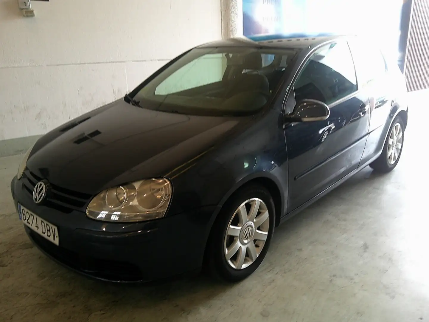 Volkswagen Golf 1.9TDI Trendline 105 Azul - 1