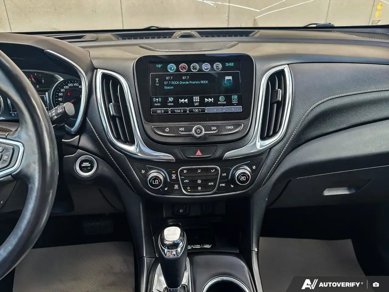 Chevrolet Equinox снимка Chevrolet Equinox