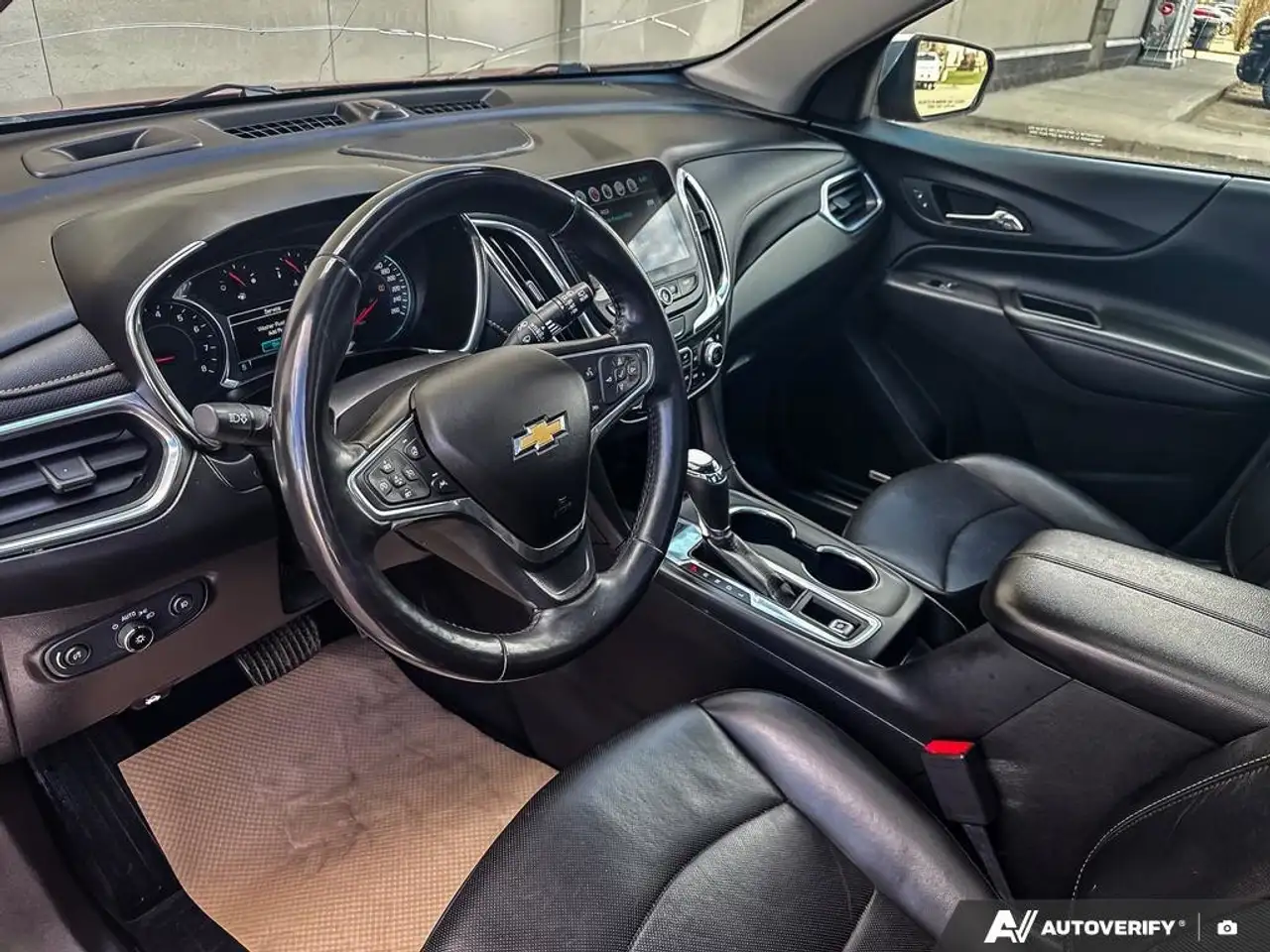 Chevrolet Equinox снимка Chevrolet Equinox