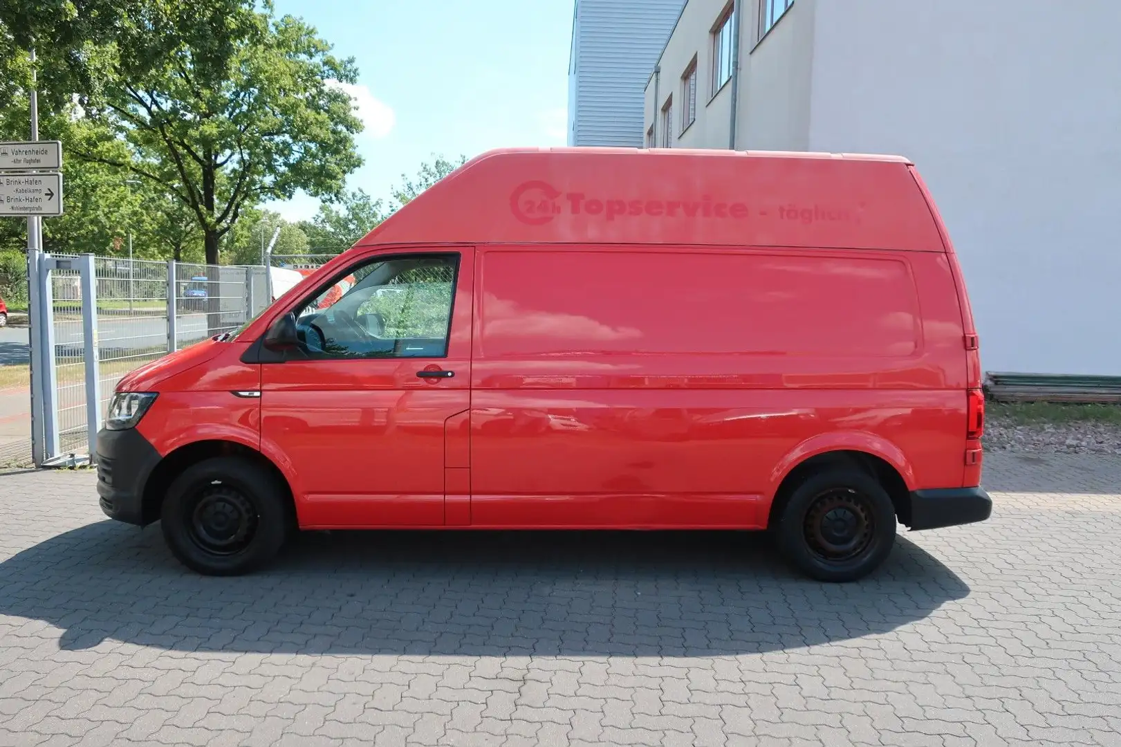 Volkswagen T6 Transporter Hochdach lang / Klima / 1 Hand Rot - 2