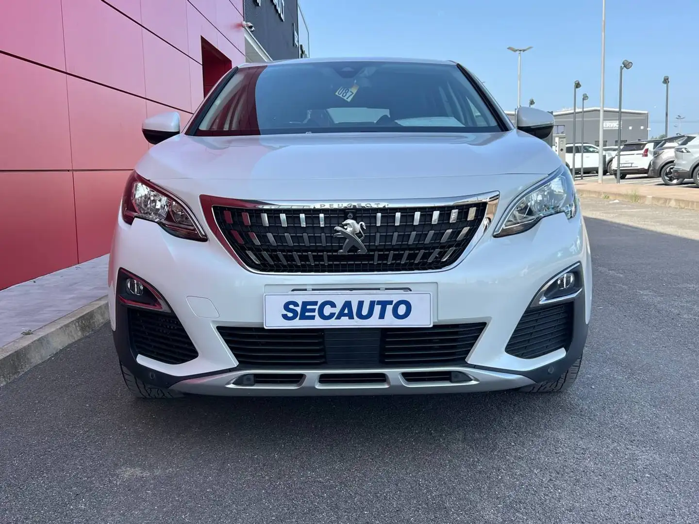 Peugeot 3008 2.0 BlueHDi Allure Grau - 1