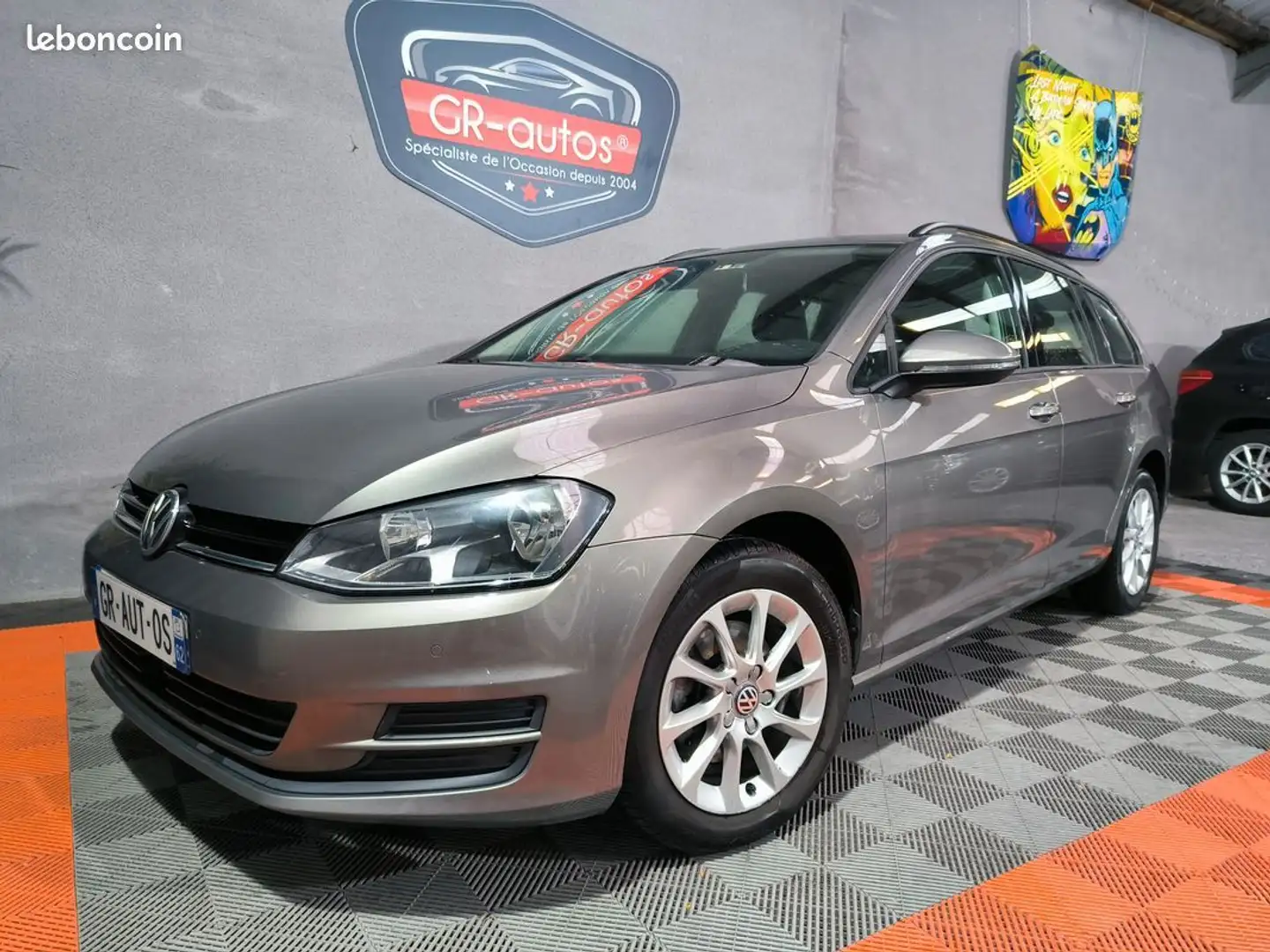 Volkswagen Golf 7 sw 1.6l TDI 105cv trendline 141.000km garantie 6 mois GPS radar de recul avant et arrières Bluetooth clim bi-zones Gris - 1