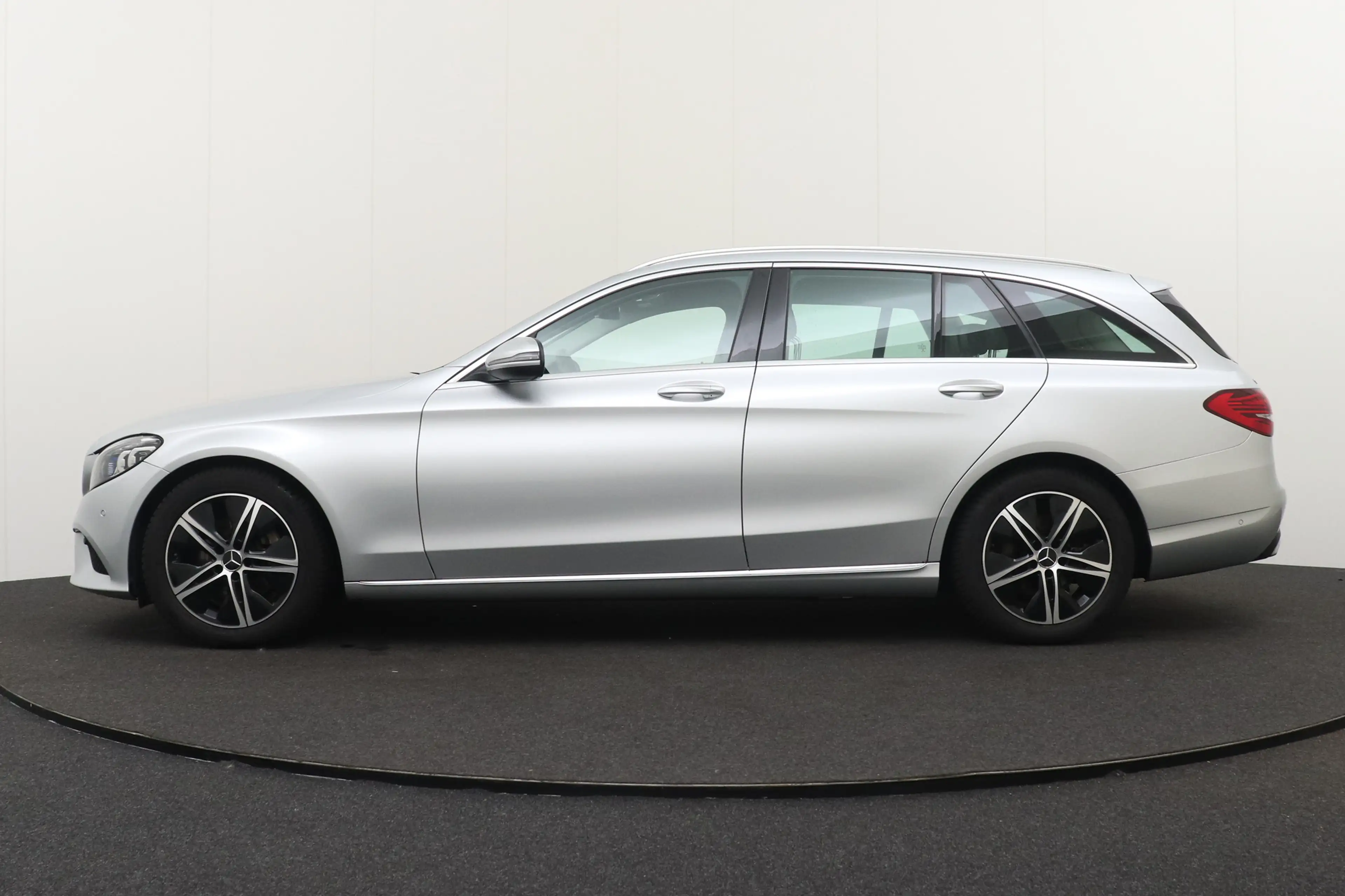 Mercedes-Benz C 200 Estate Business Solution Plus Upgrade Edition Trek — photo 5