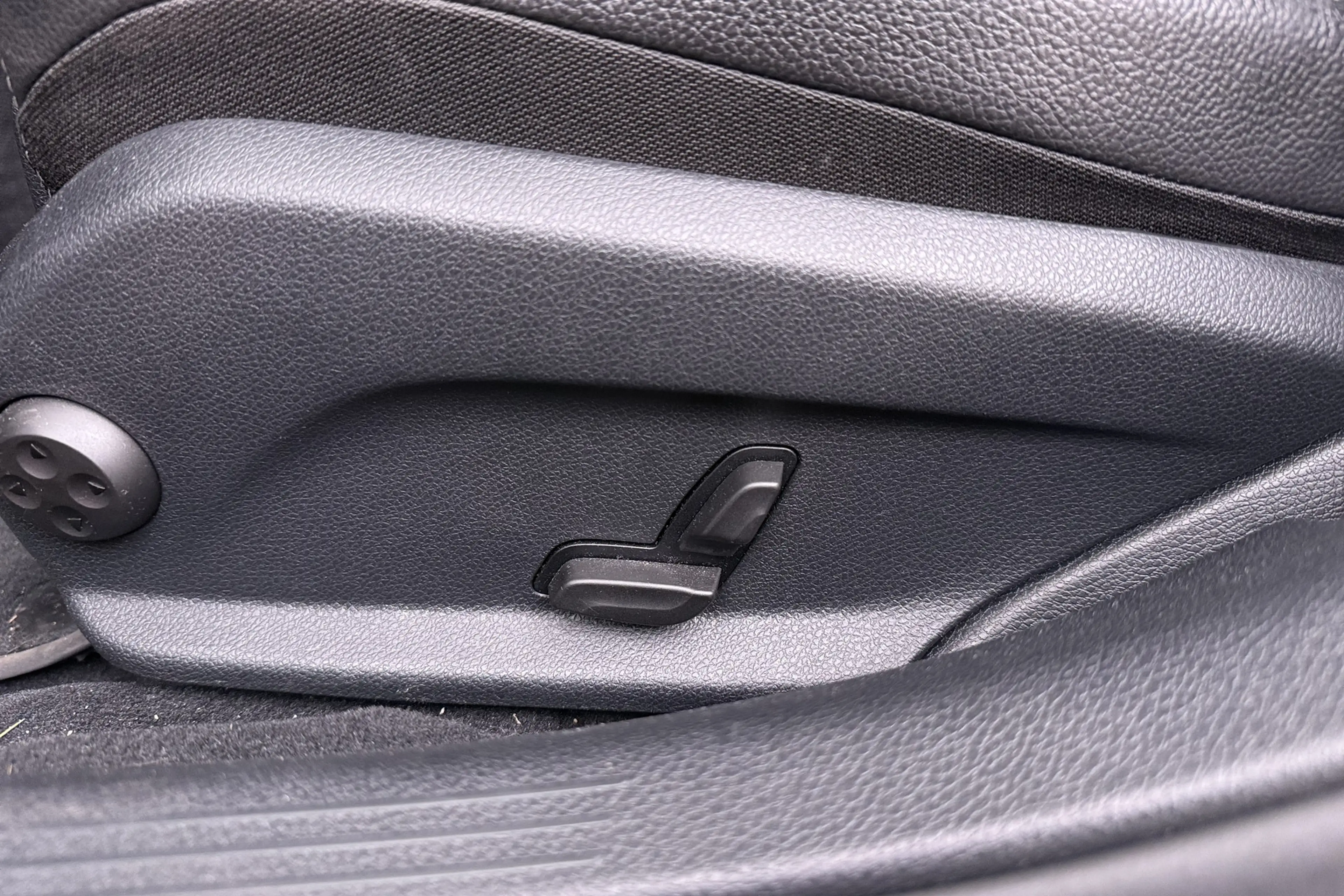 Mercedes-Benz C 200 Estate Business Solution Plus Upgrade Edition Trek — photo 20
