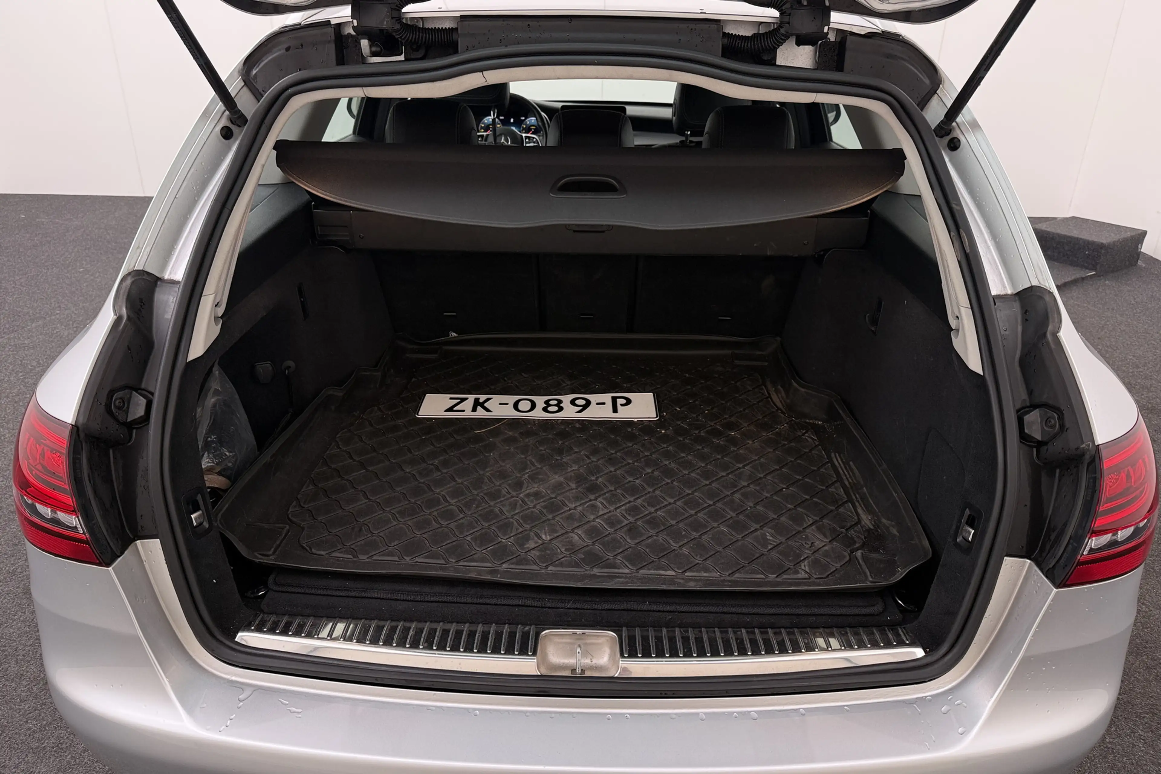 Mercedes-Benz C 200 Estate Business Solution Plus Upgrade Edition Trek — photo 12