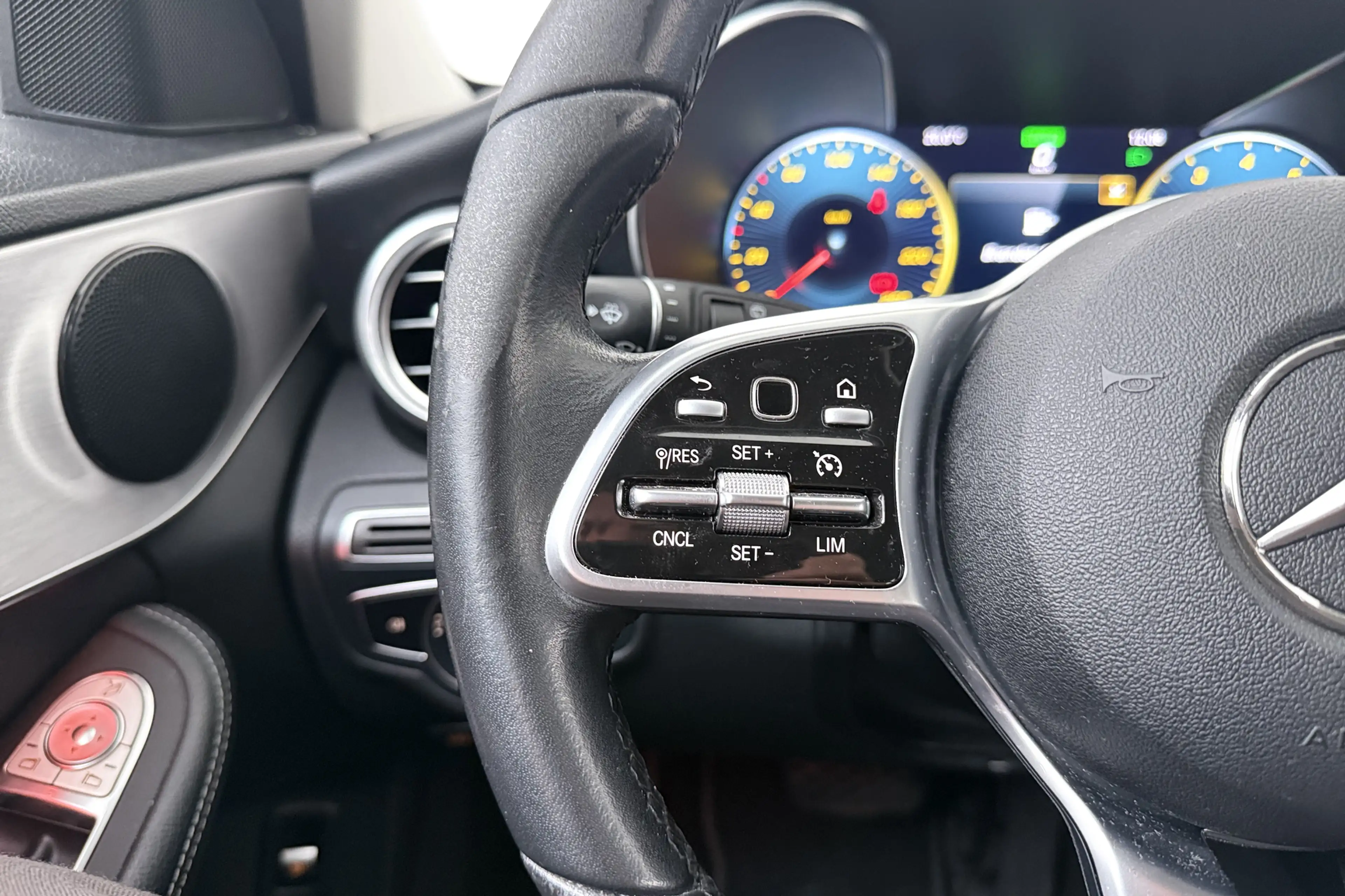 Mercedes-Benz C 200 Estate Business Solution Plus Upgrade Edition Trek — photo 23