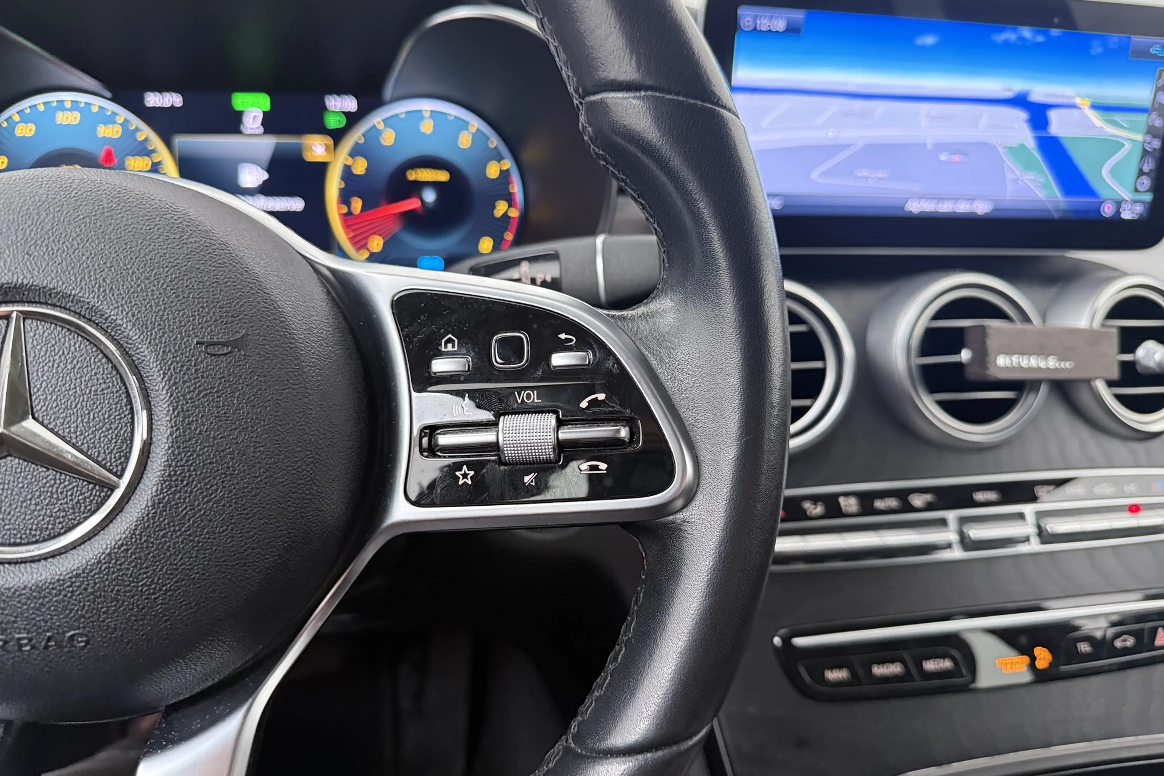 Mercedes-Benz C 200 Estate Business Solution Plus Upgrade Edition Trek — photo 24