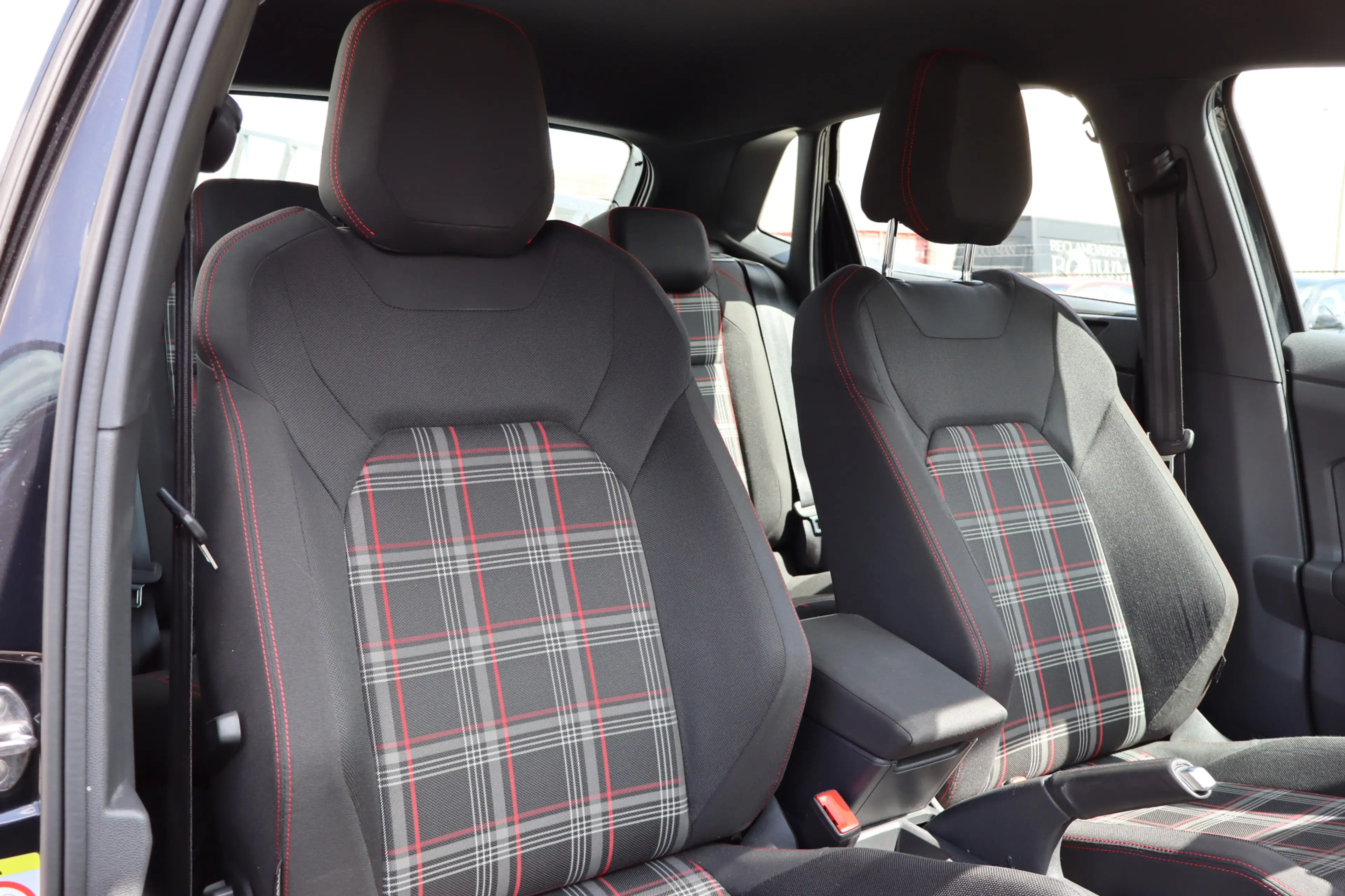 Volkswagen Polo GTI 2.0 TSI Stoelverwarming/Apple carplay/Parkeersenso — photo 11